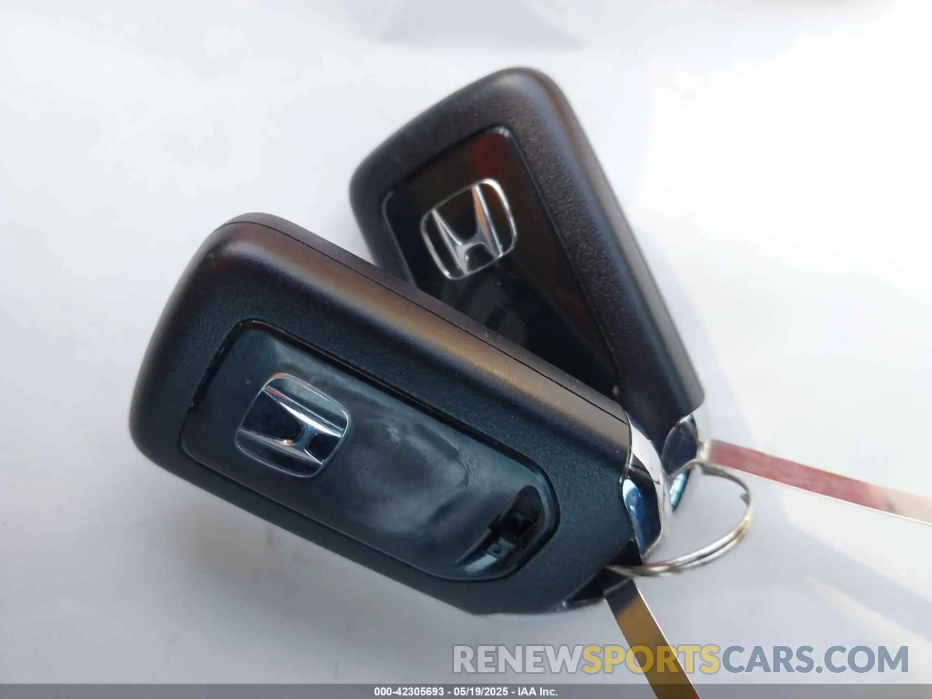 11 Photograph of a damaged car 2HGFC2F81MH549722 HONDA CIVIC 2021