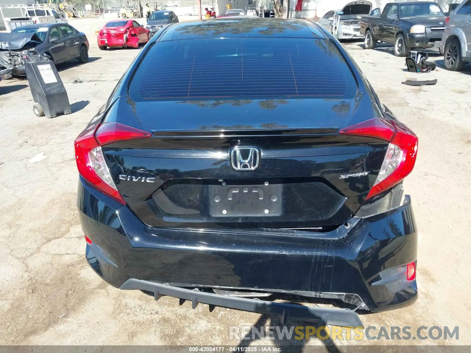 16 Photograph of a damaged car 2HGFC2F81MH550417 HONDA CIVIC 2021