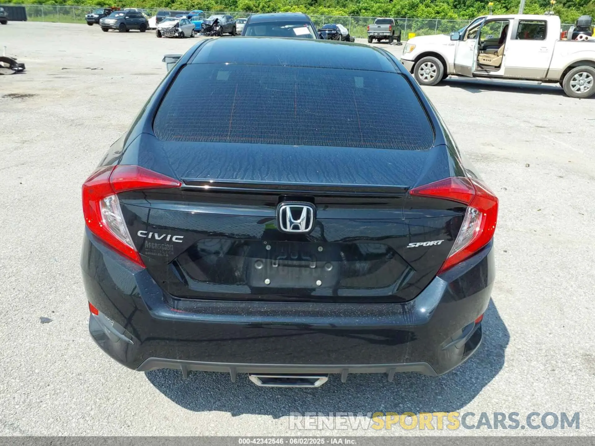 16 Photograph of a damaged car 2HGFC2F82MH500268 HONDA CIVIC 2021