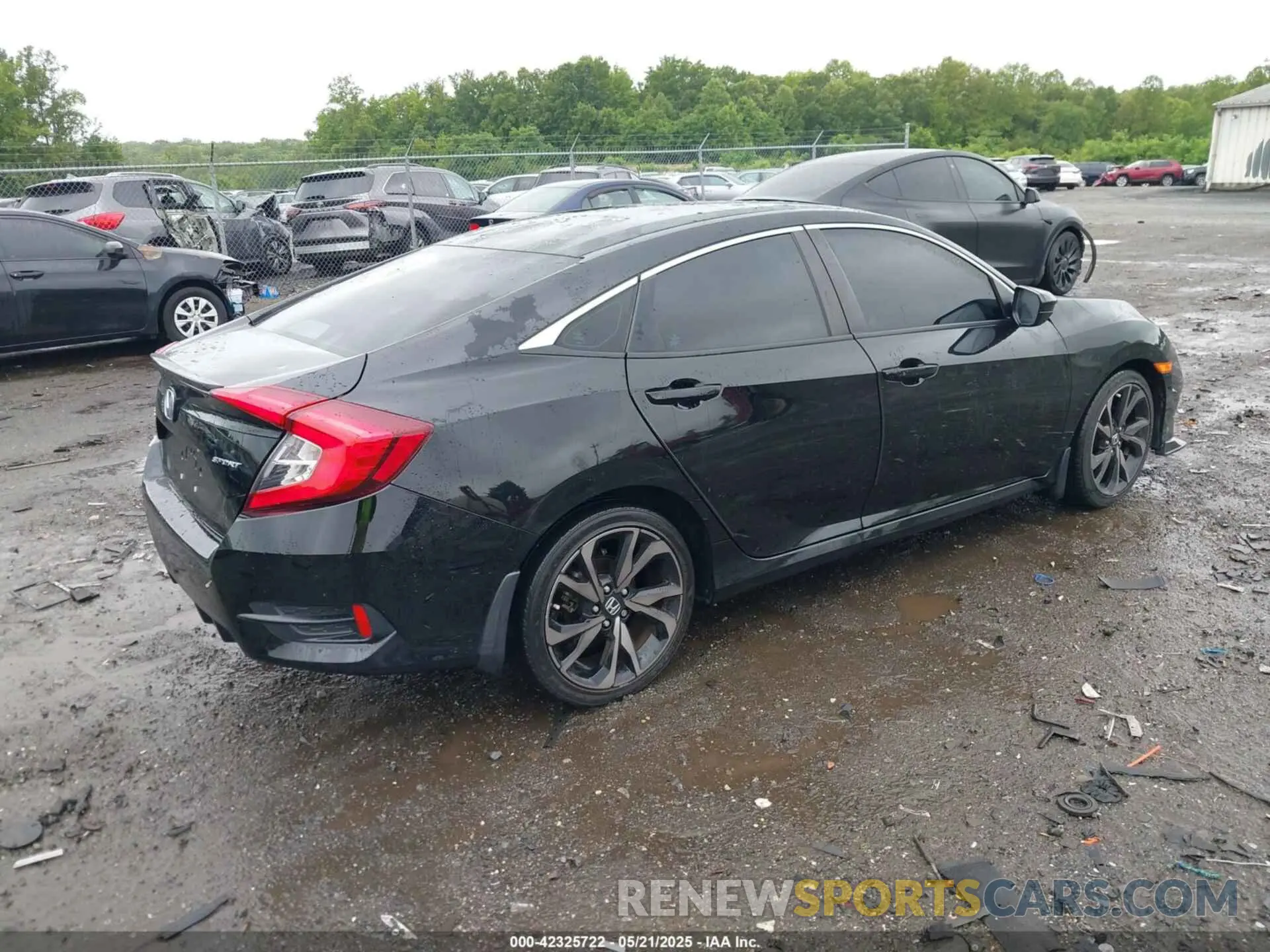 4 Photograph of a damaged car 2HGFC2F83MH521744 HONDA CIVIC 2021