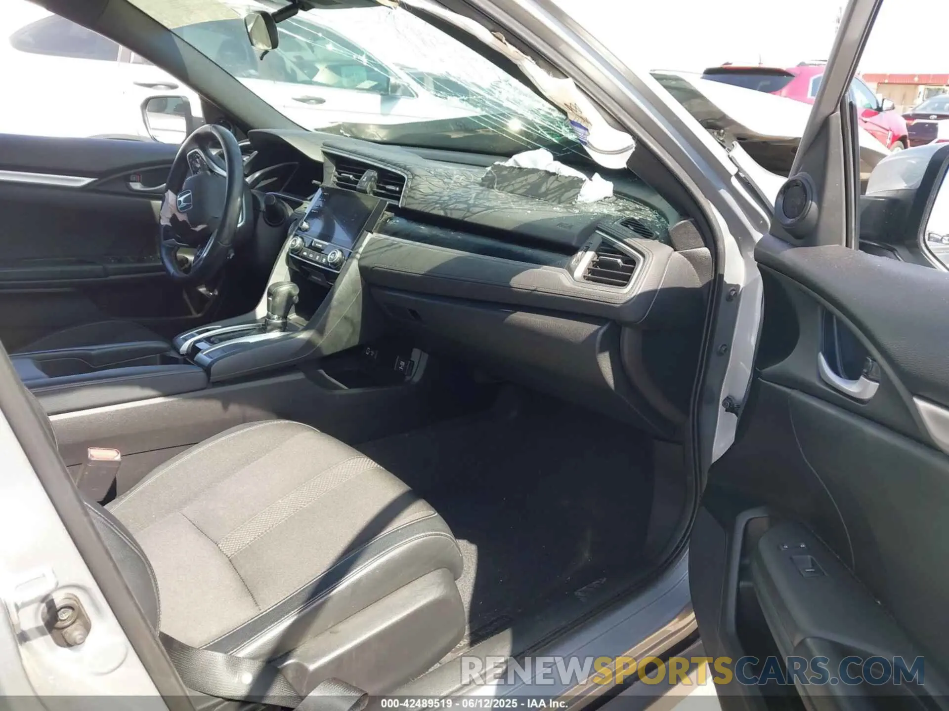 5 Photograph of a damaged car 2HGFC2F84MH519520 HONDA CIVIC 2021