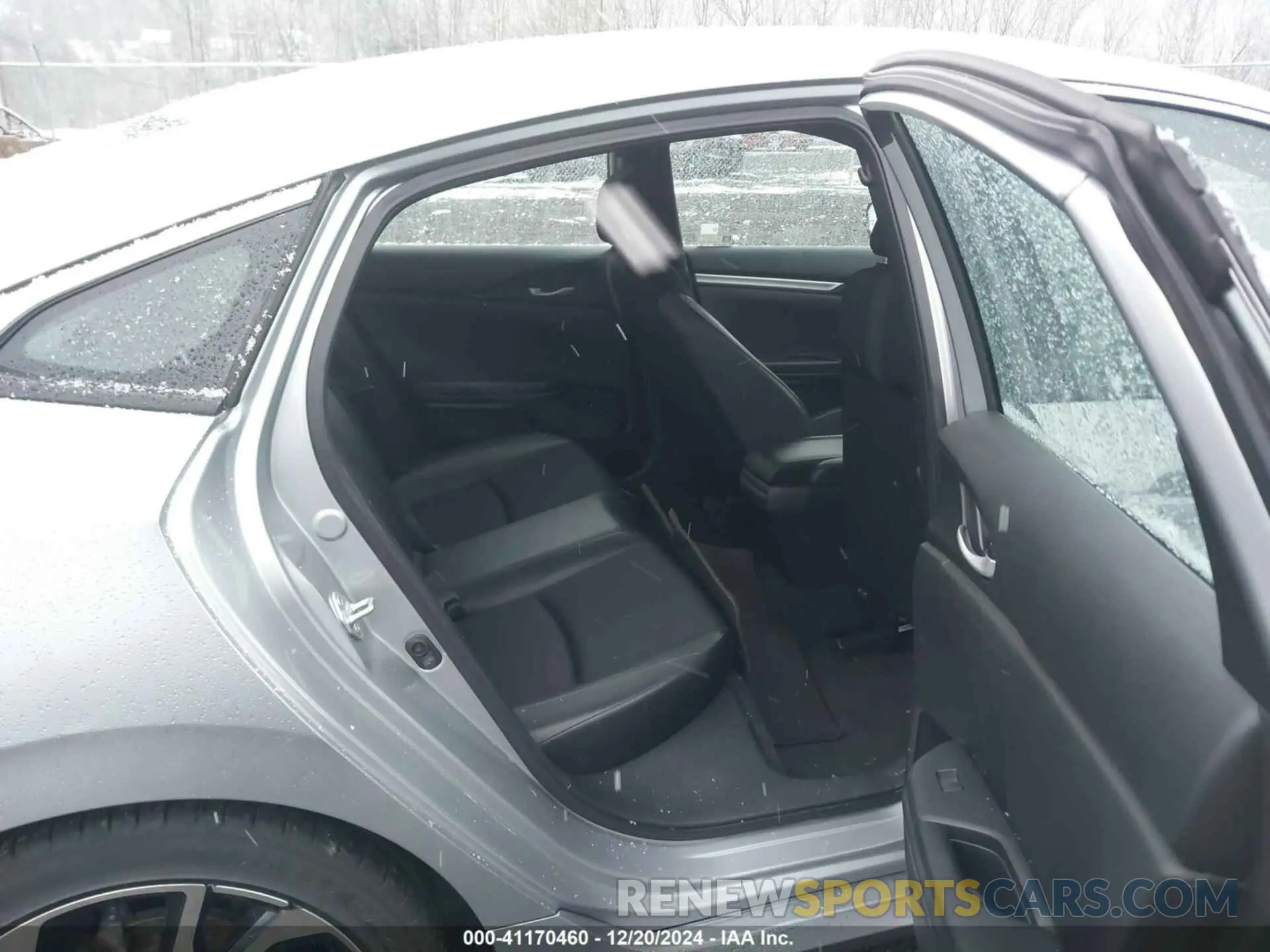 8 Photograph of a damaged car 2HGFC2F85MH510261 HONDA CIVIC 2021