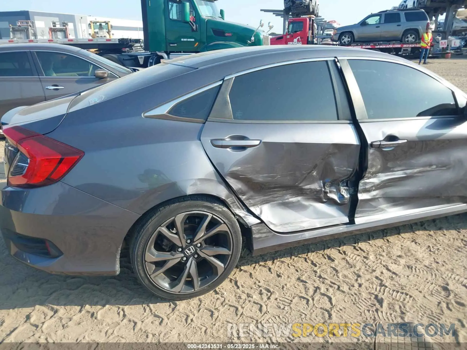 6 Photograph of a damaged car 2HGFC2F86MH518952 HONDA CIVIC 2021