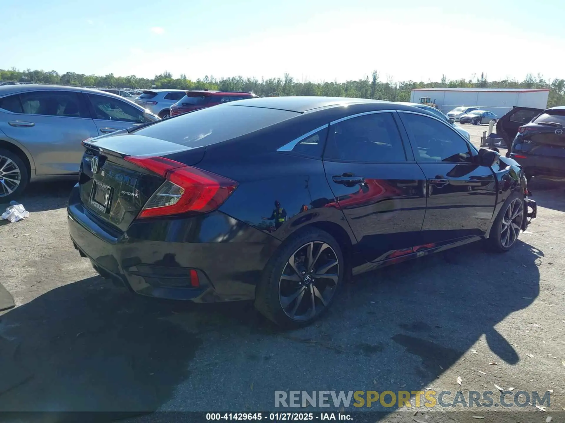 4 Photograph of a damaged car 2HGFC2F86MH551028 HONDA CIVIC 2021