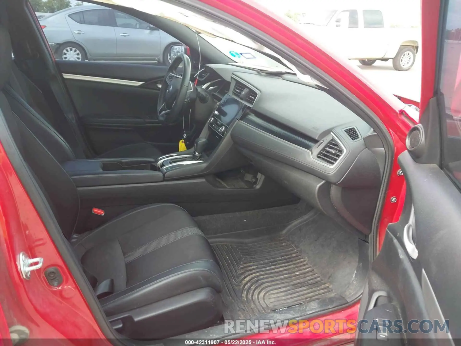 5 Photograph of a damaged car 2HGFC2F87MH539535 HONDA CIVIC 2021