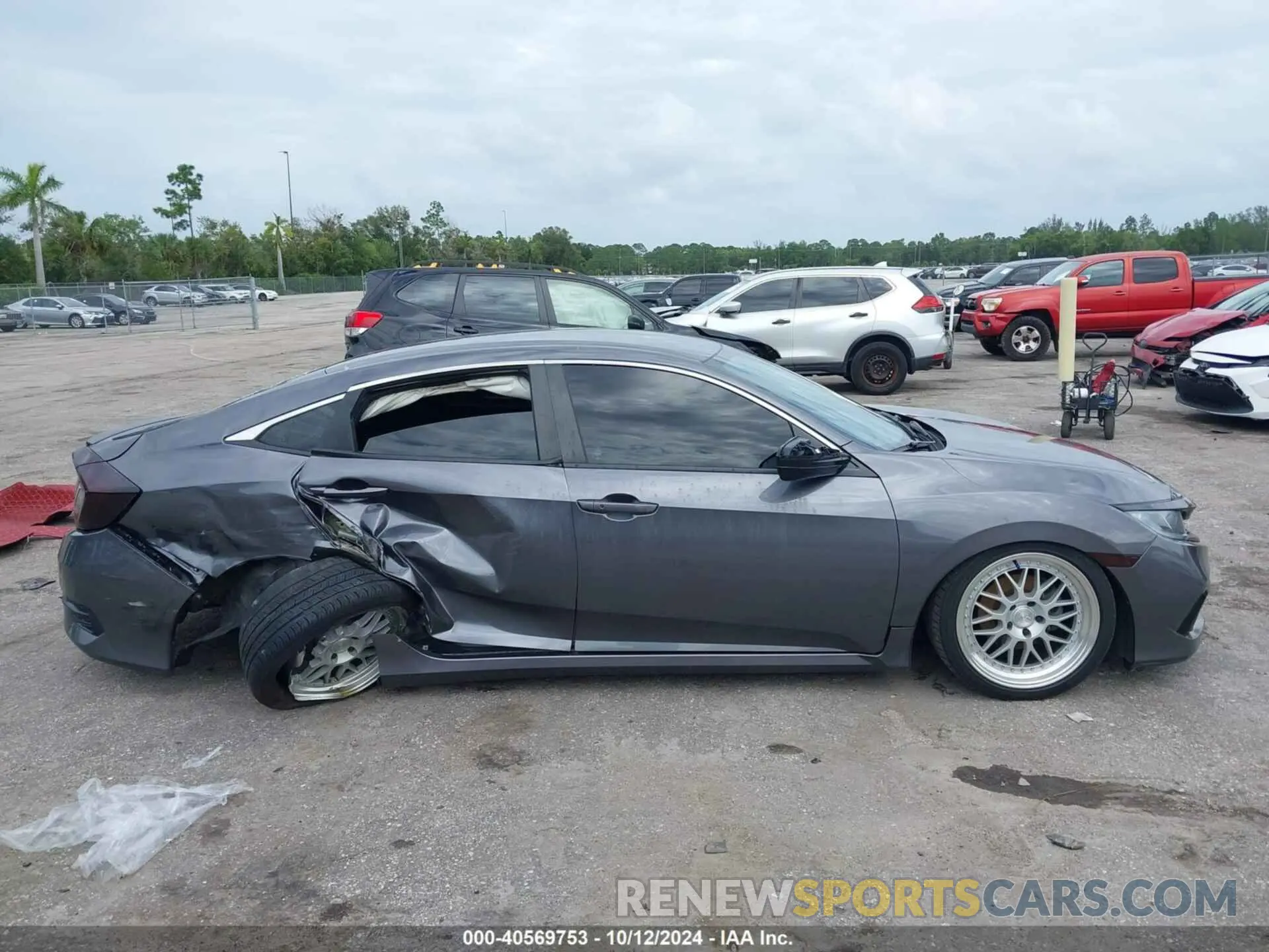 14 Photograph of a damaged car 2HGFC2F87MH543570 HONDA CIVIC 2021