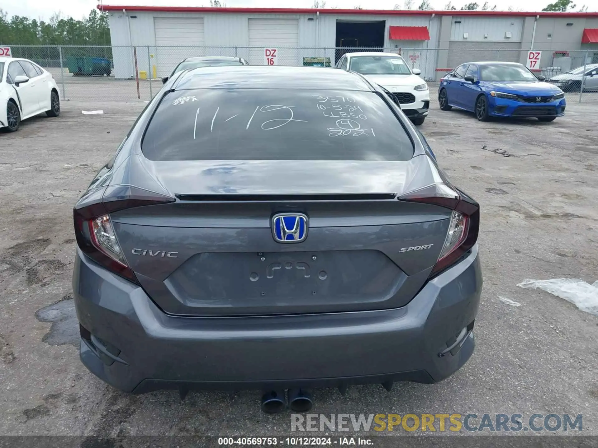 17 Photograph of a damaged car 2HGFC2F87MH543570 HONDA CIVIC 2021