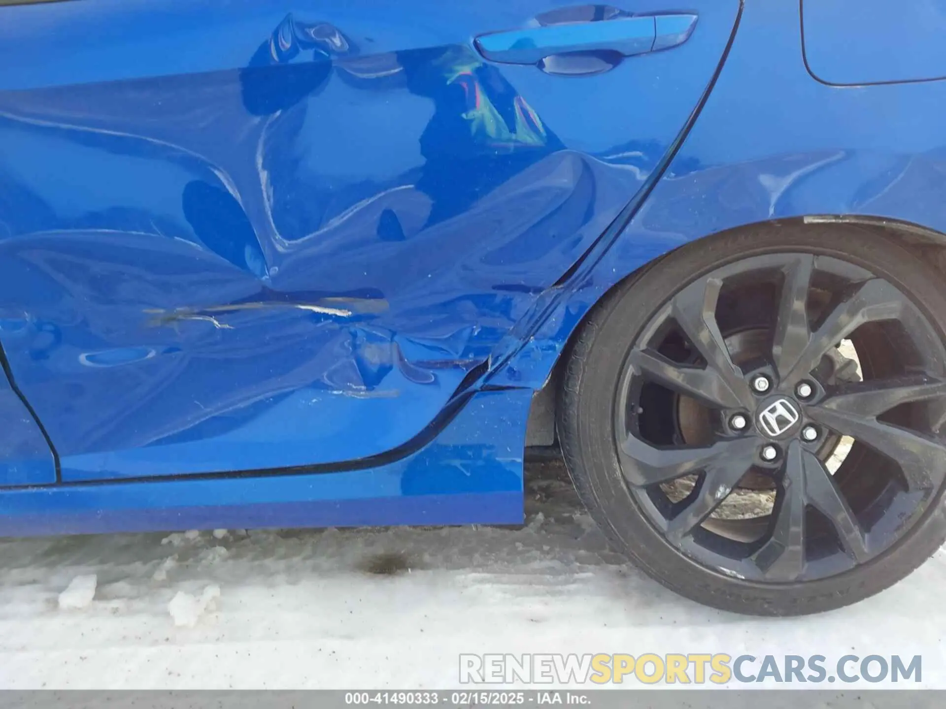 18 Photograph of a damaged car 2HGFC2F87MH547568 HONDA CIVIC 2021