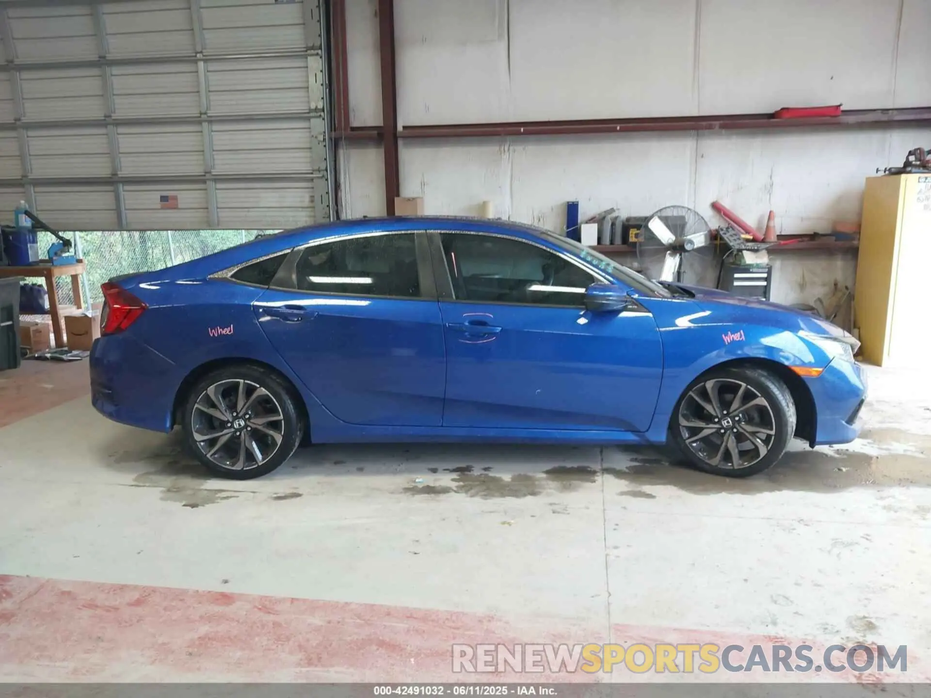 13 Photograph of a damaged car 2HGFC2F88MH504924 HONDA CIVIC 2021