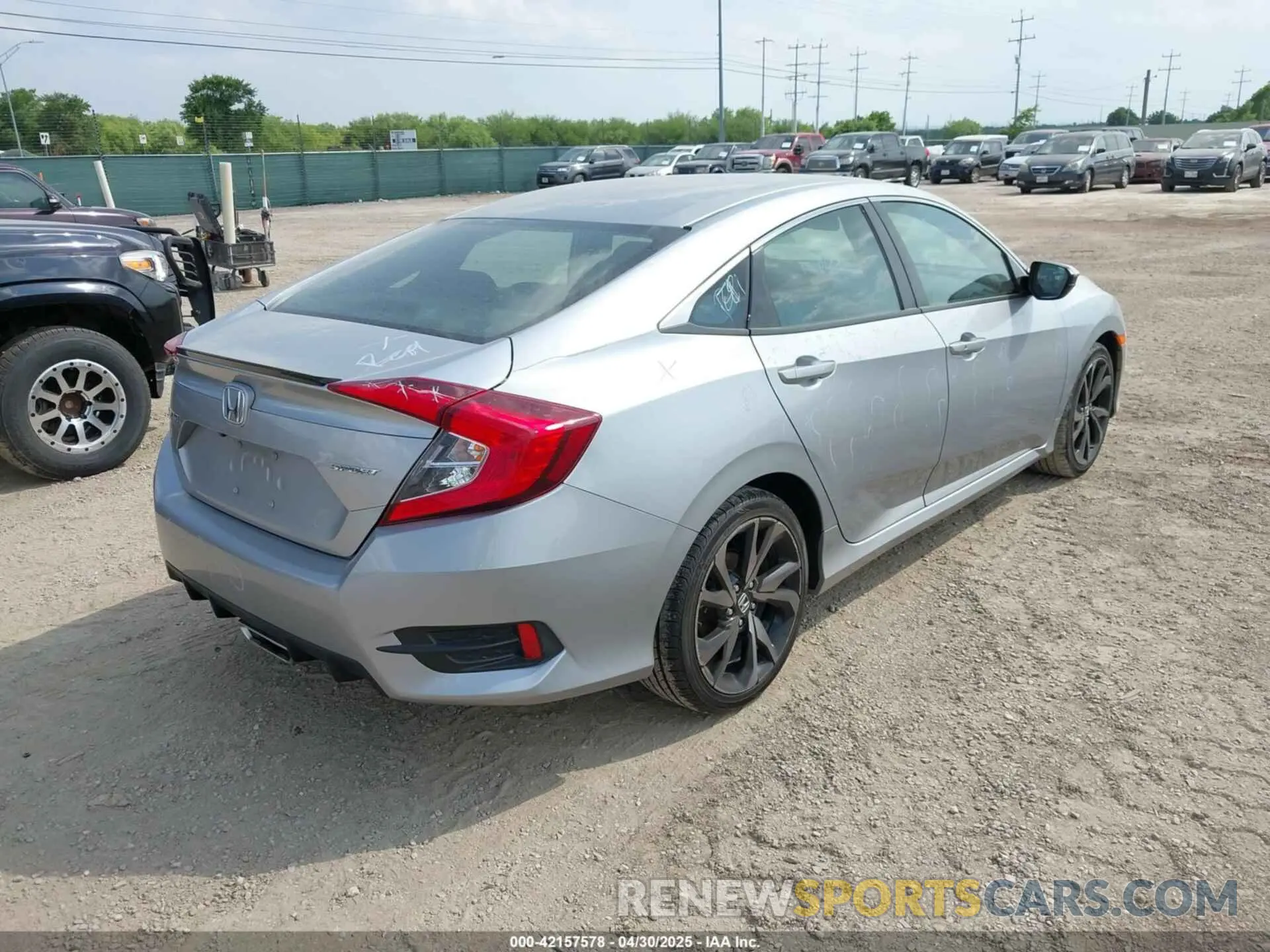 4 Photograph of a damaged car 2HGFC2F88MH506026 HONDA CIVIC 2021