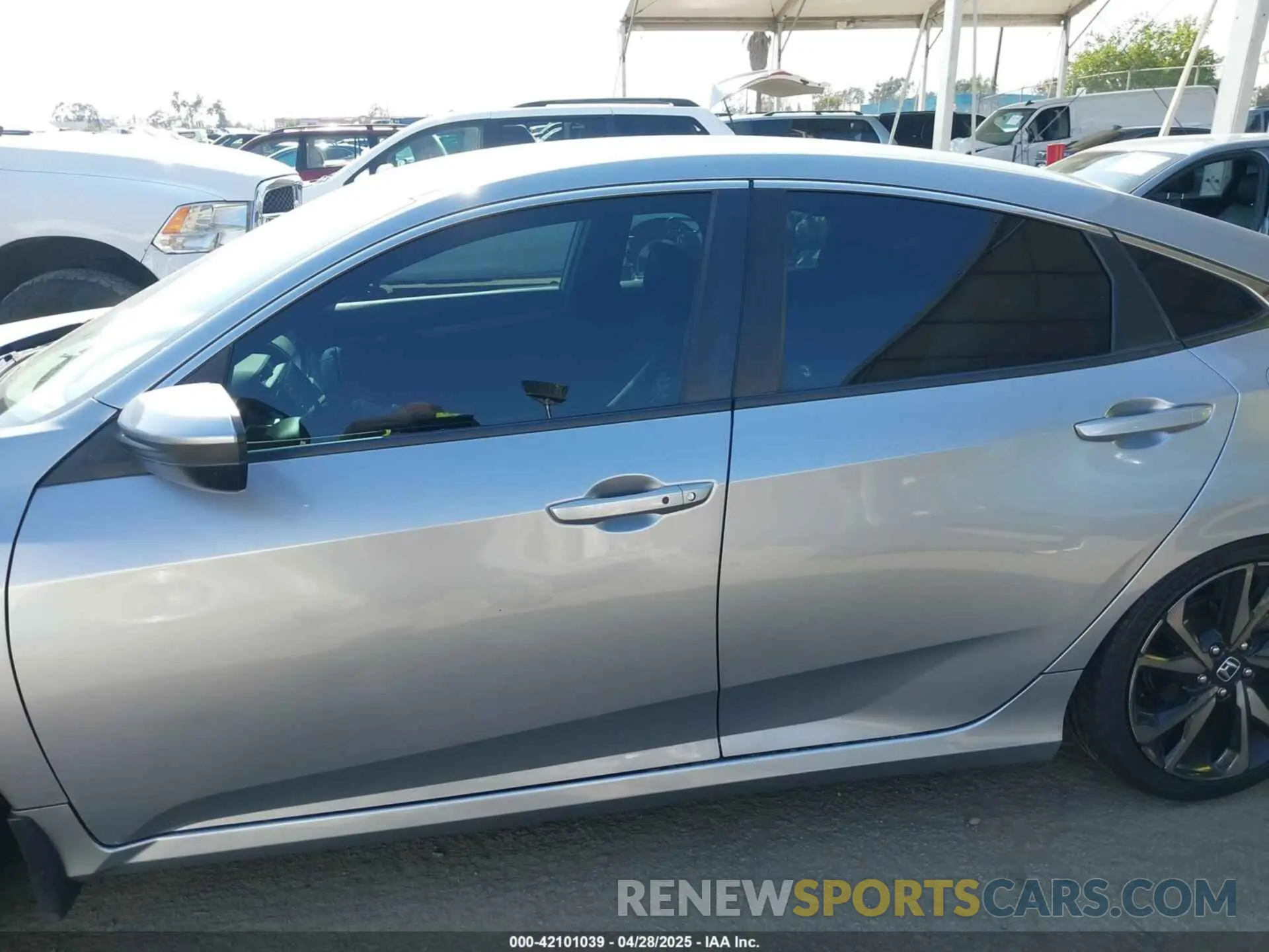 14 Photograph of a damaged car 2HGFC2F89MH506908 HONDA CIVIC 2021