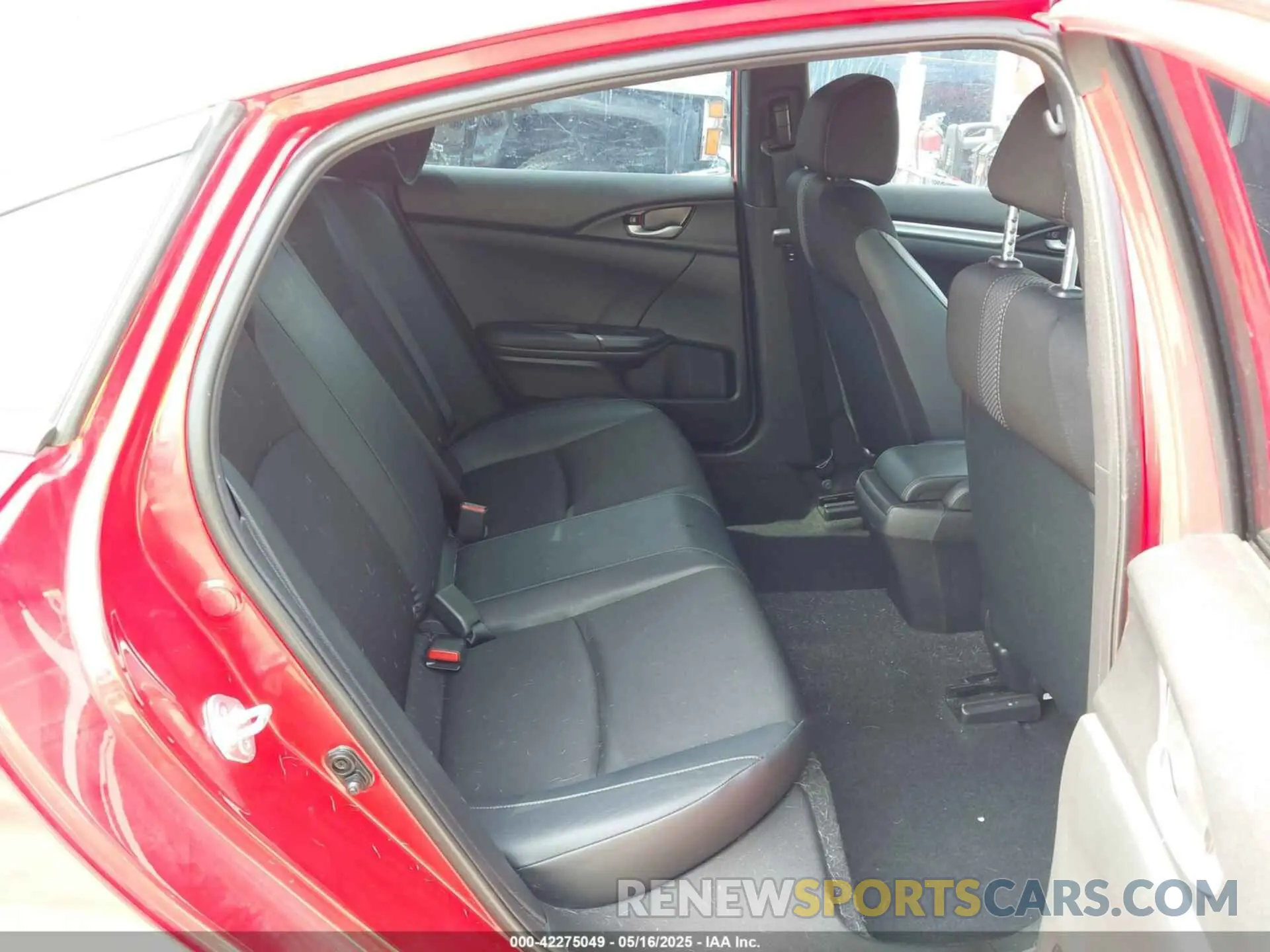8 Photograph of a damaged car 2HGFC2F89MH516953 HONDA CIVIC 2021