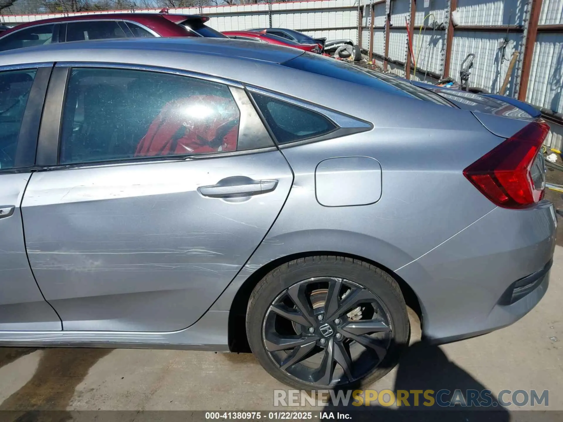 19 Photograph of a damaged car 2HGFC2F89MH532537 HONDA CIVIC 2021