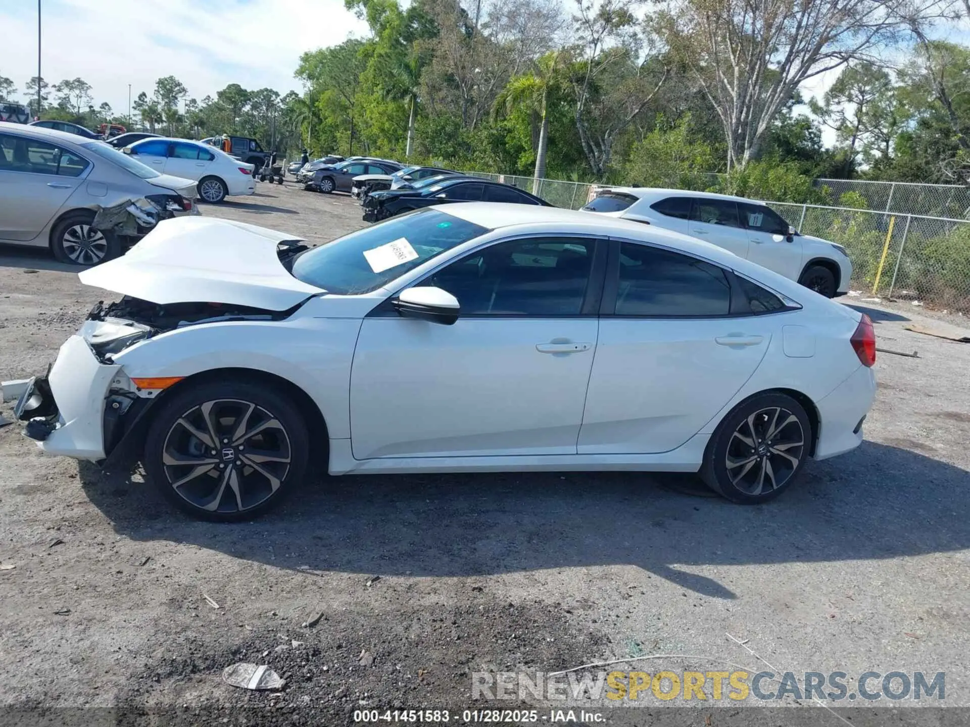 13 Photograph of a damaged car 2HGFC2F8XMH526164 HONDA CIVIC 2021