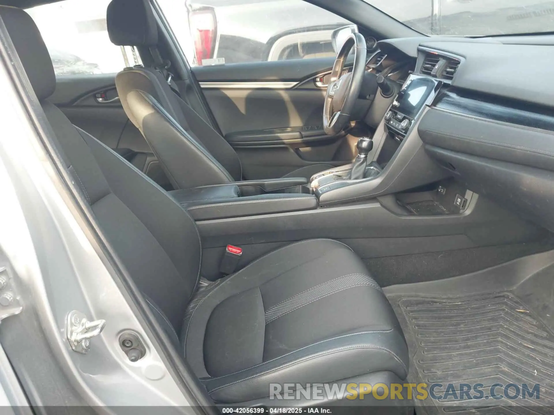 5 Photograph of a damaged car SHHFK7G43MU207994 HONDA CIVIC 2021