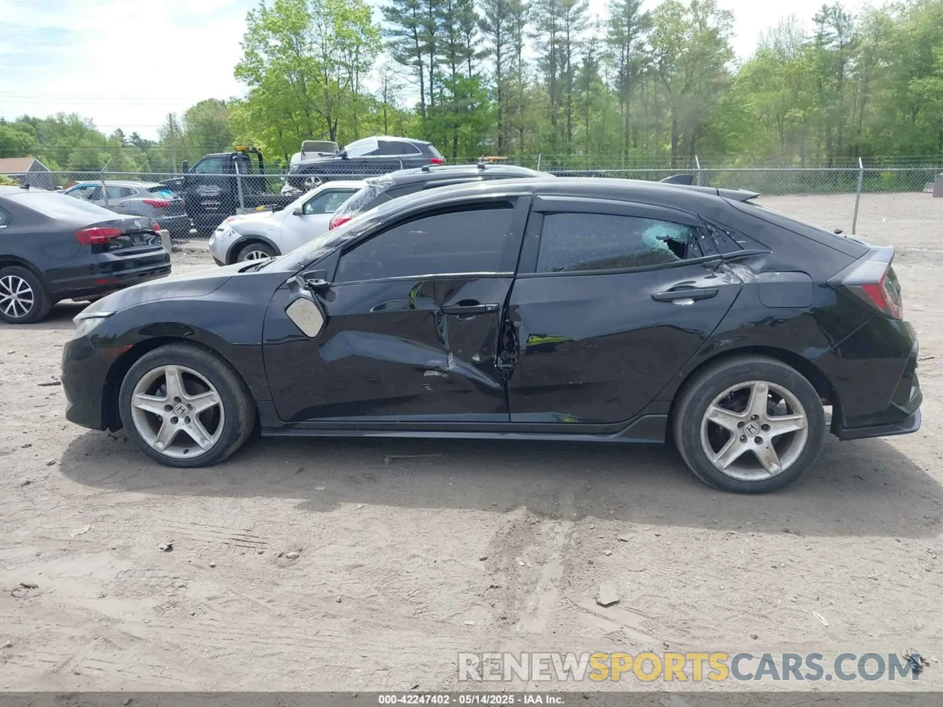 14 Photograph of a damaged car SHHFK7G48MU216299 HONDA CIVIC 2021