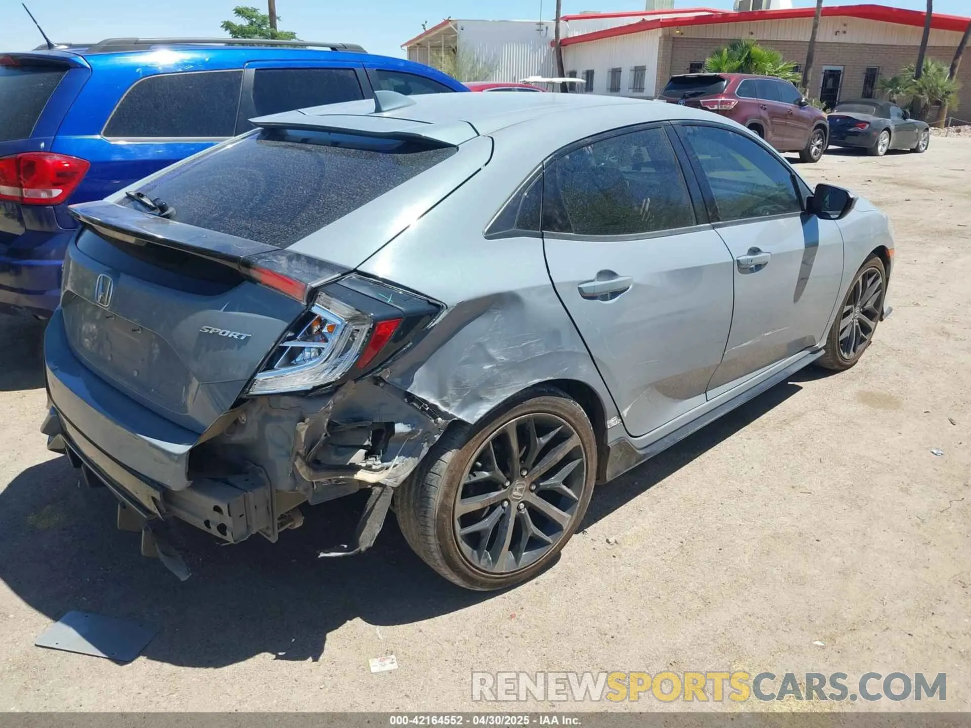 4 Photograph of a damaged car SHHFK7G49MU204131 HONDA CIVIC 2021