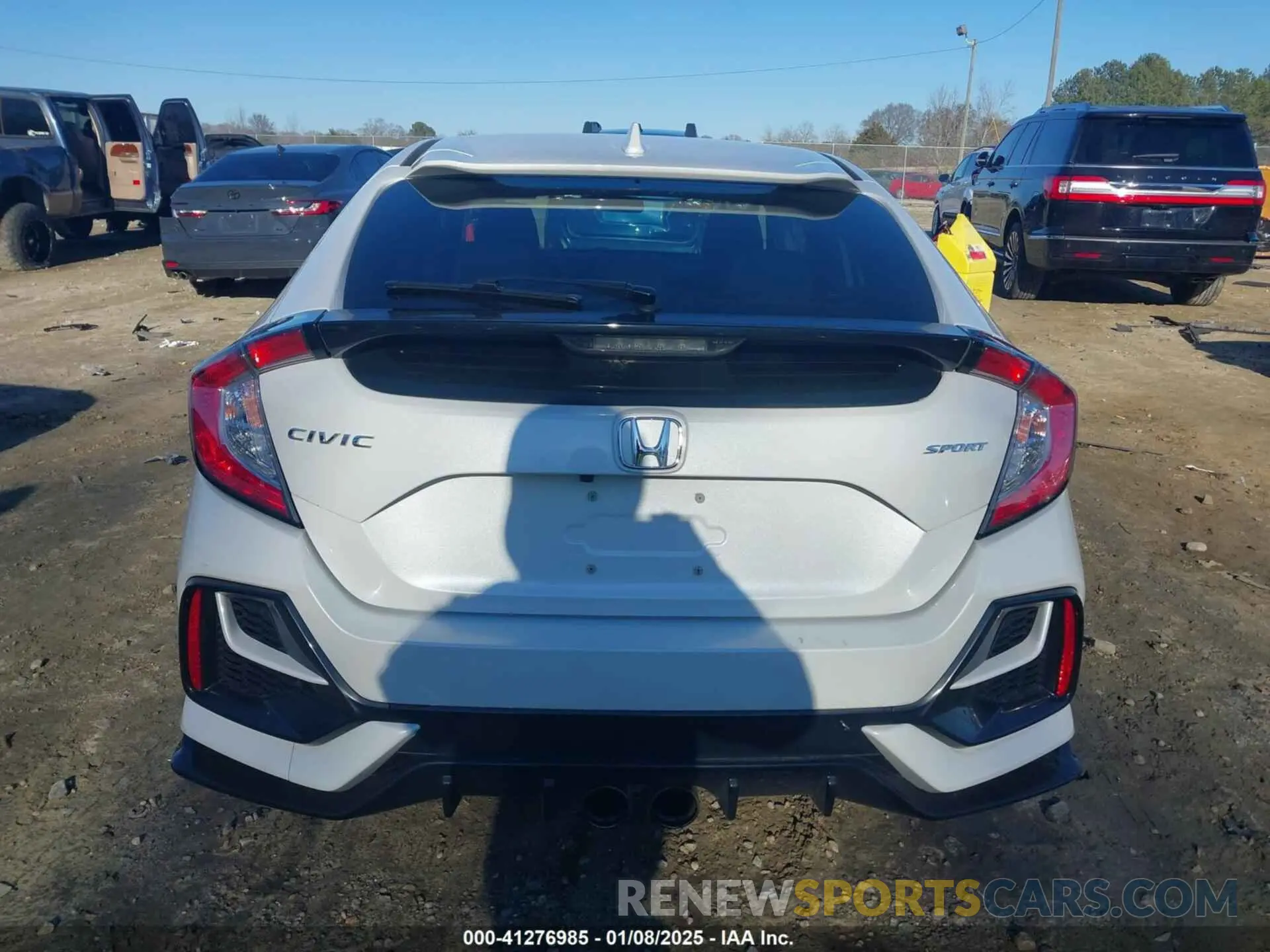17 Photograph of a damaged car SHHFK7G49MU218191 HONDA CIVIC 2021
