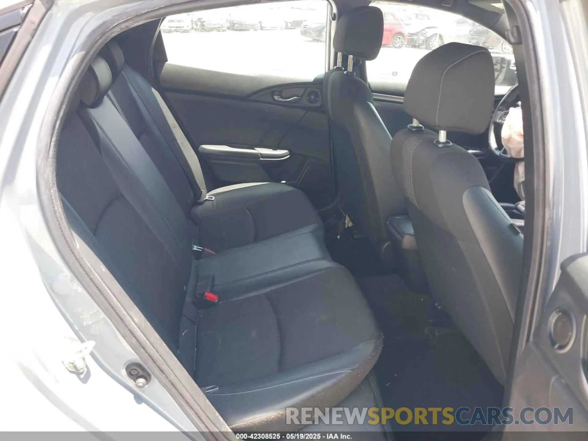 8 Photograph of a damaged car SHHFK7H40MU211595 HONDA CIVIC 2021