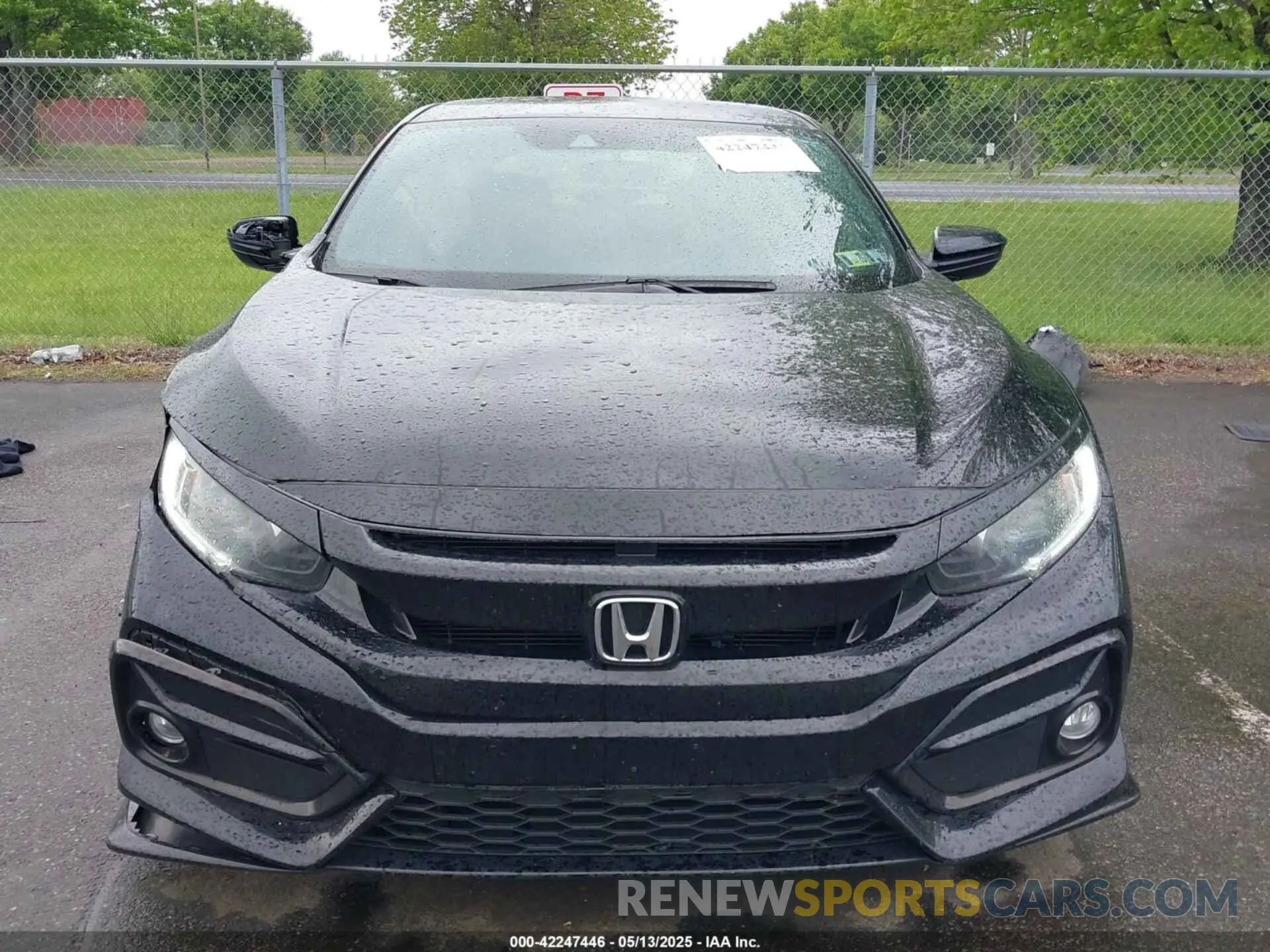 12 Photograph of a damaged car SHHFK7H40MU213928 HONDA CIVIC 2021