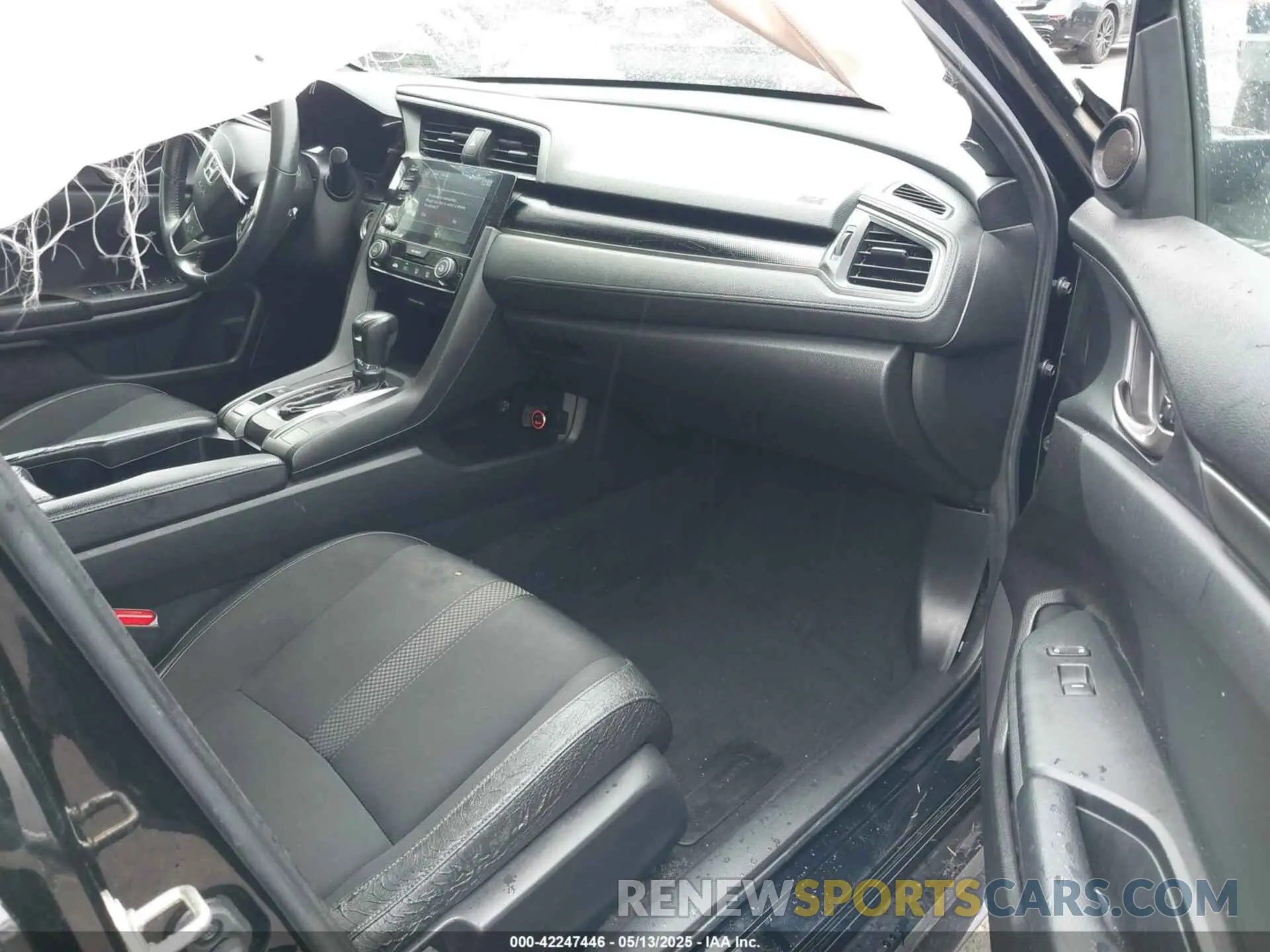 5 Photograph of a damaged car SHHFK7H40MU213928 HONDA CIVIC 2021