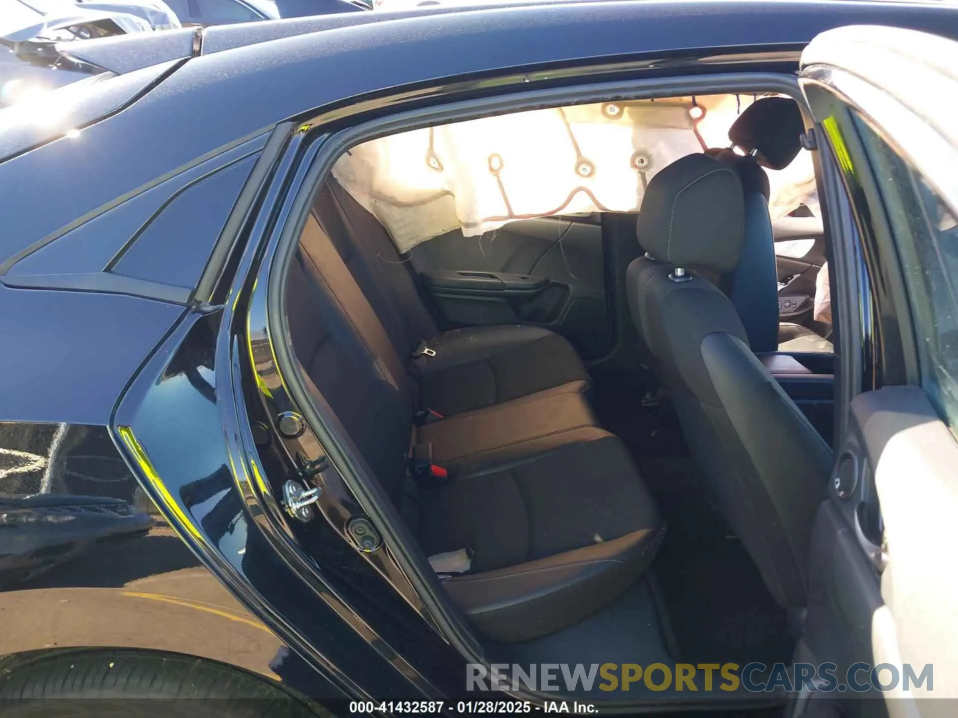8 Photograph of a damaged car SHHFK7H40MU222628 HONDA CIVIC 2021