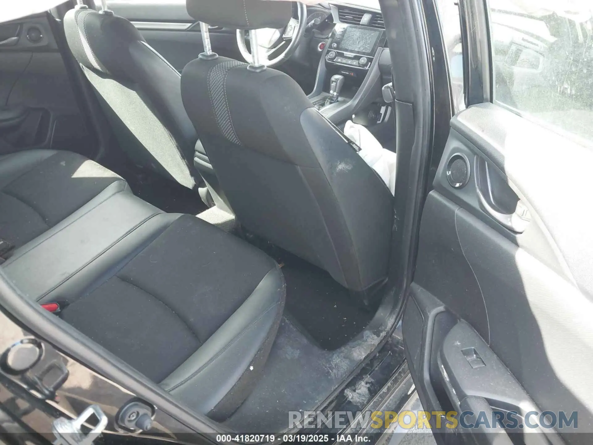 8 Photograph of a damaged car SHHFK7H40MU408315 HONDA CIVIC 2021