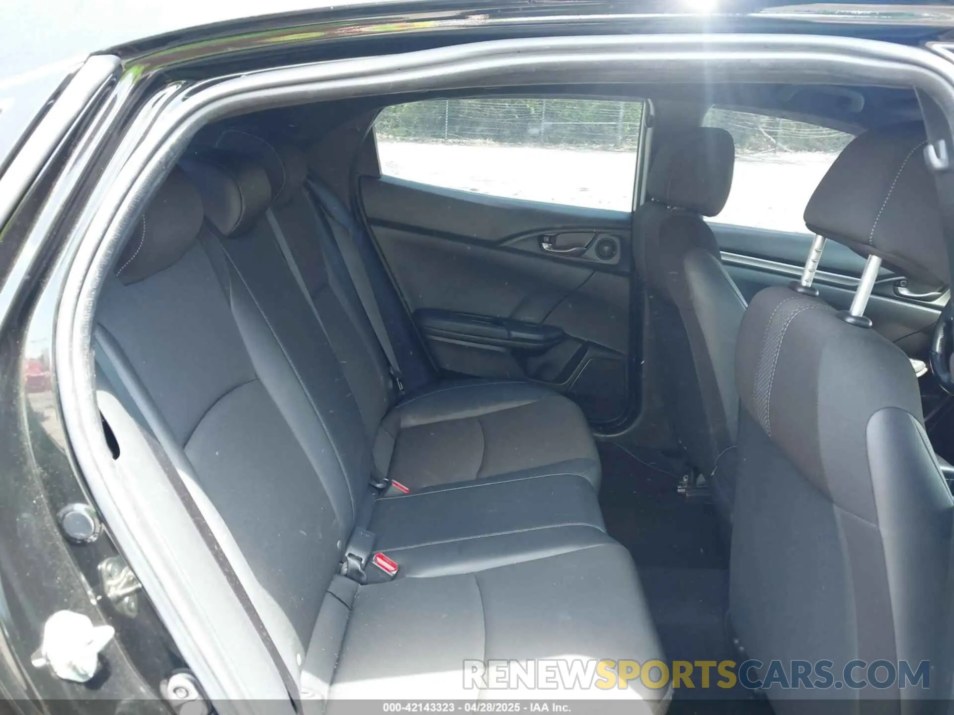 8 Photograph of a damaged car SHHFK7H41MU215641 HONDA CIVIC 2021