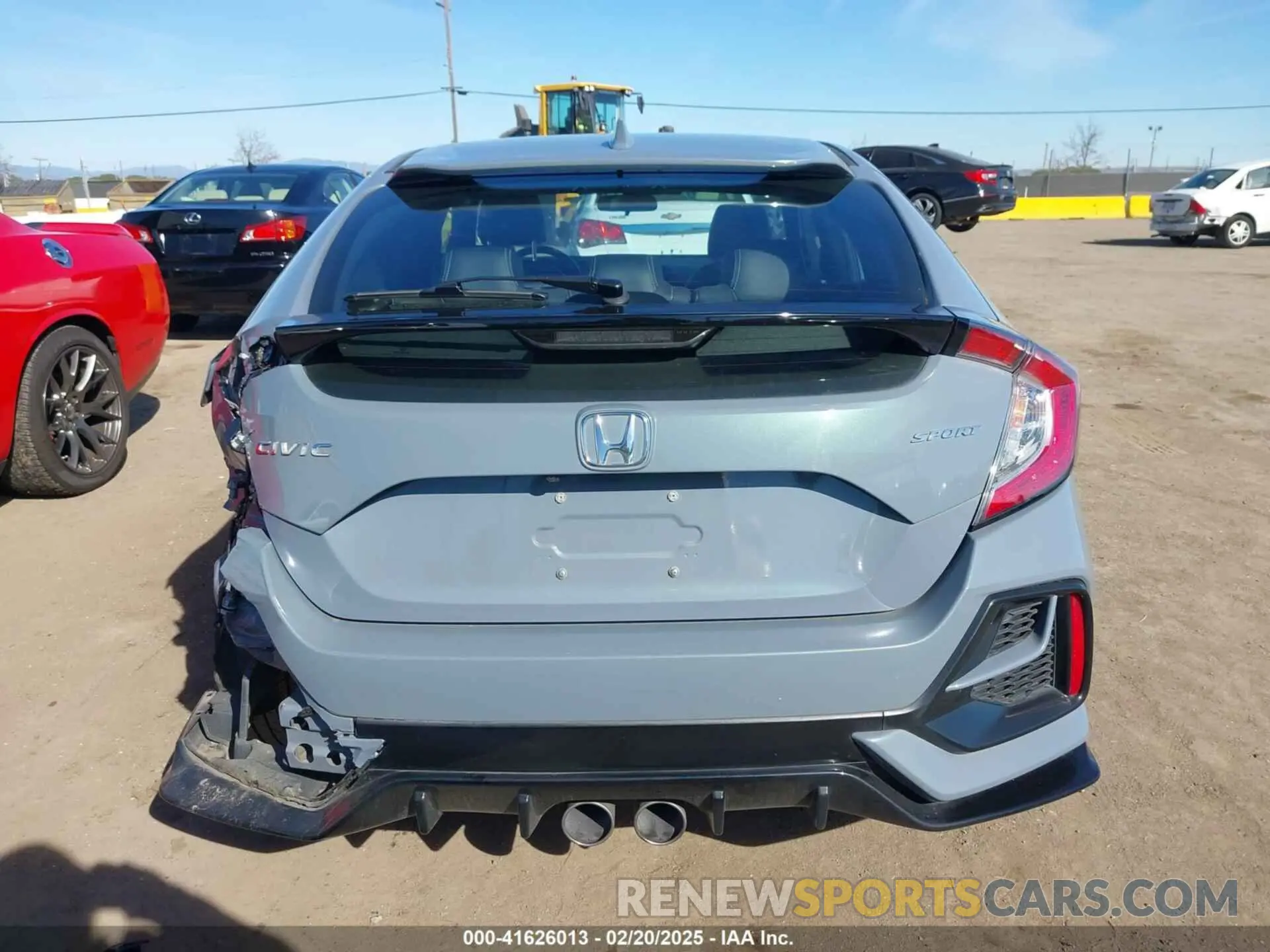 17 Photograph of a damaged car SHHFK7H41MU424068 HONDA CIVIC 2021