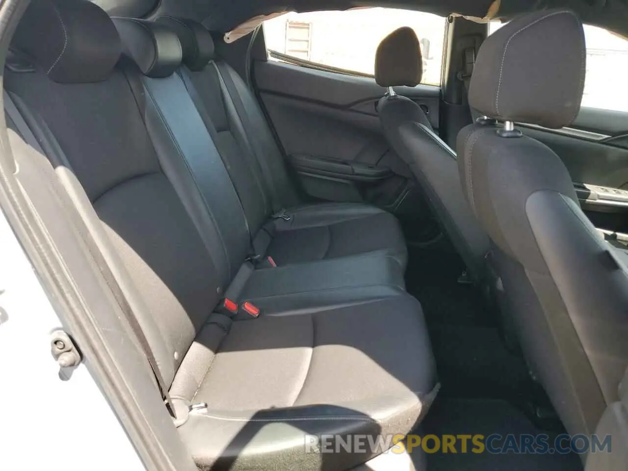 10 Photograph of a damaged car SHHFK7H42MU409188 HONDA CIVIC 2021