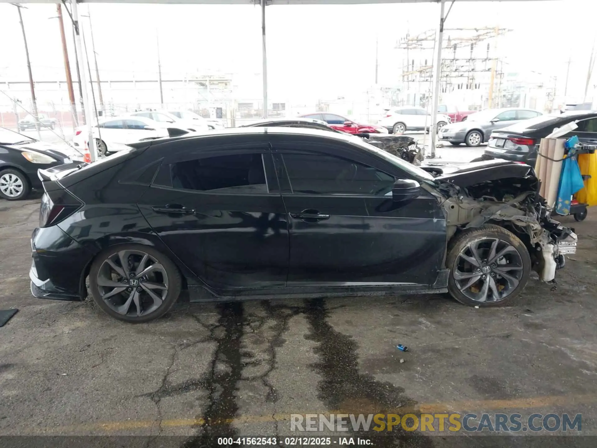 13 Photograph of a damaged car SHHFK7H42MU412995 HONDA CIVIC 2021