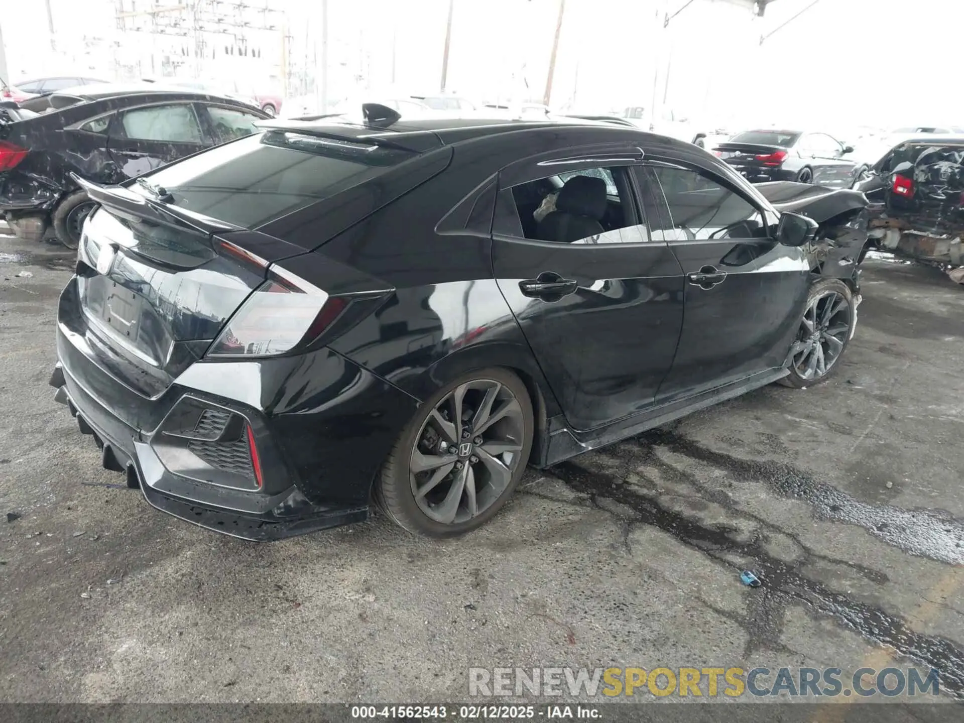 4 Photograph of a damaged car SHHFK7H42MU412995 HONDA CIVIC 2021