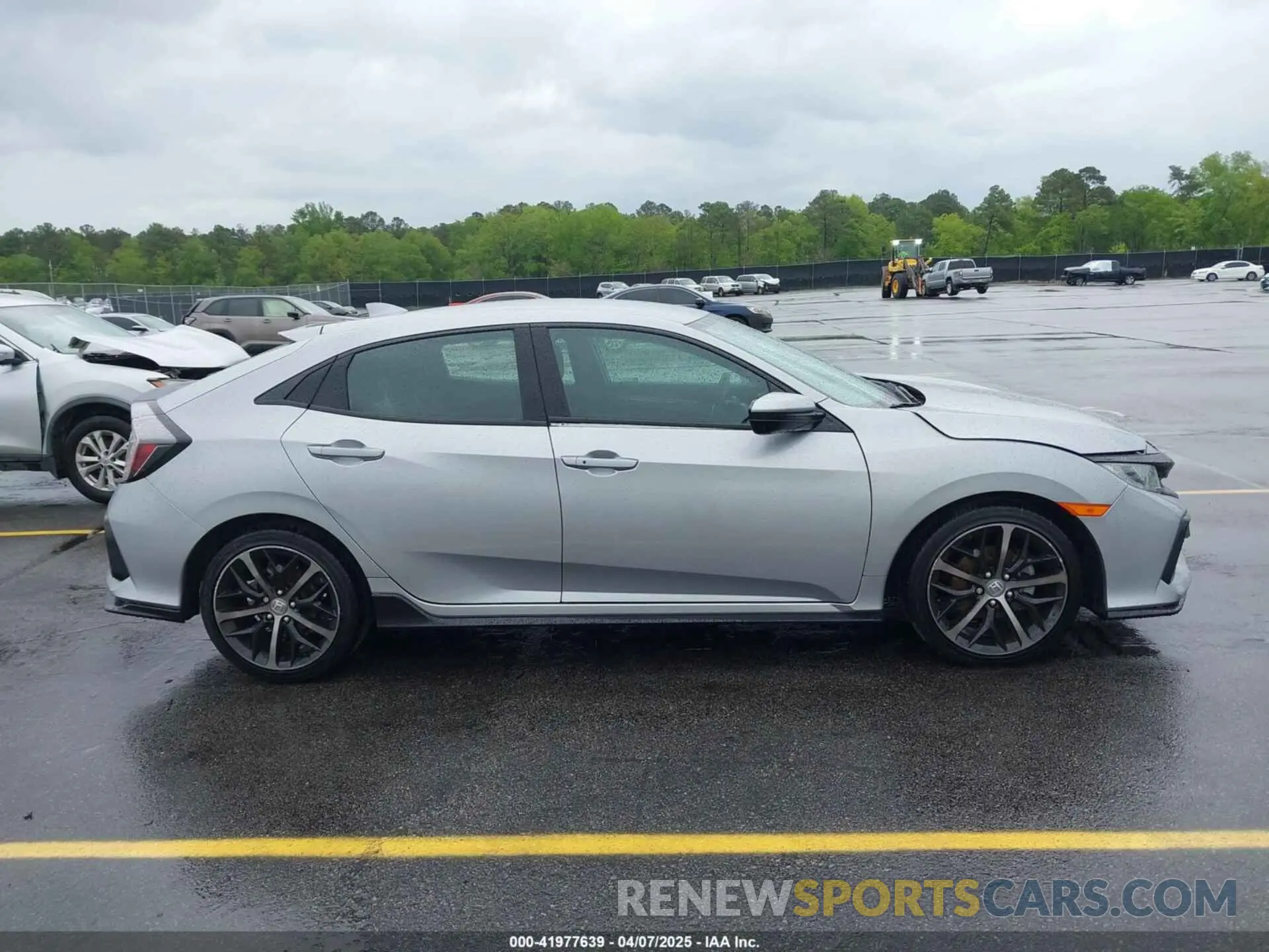 13 Photograph of a damaged car SHHFK7H42MU419753 HONDA CIVIC 2021