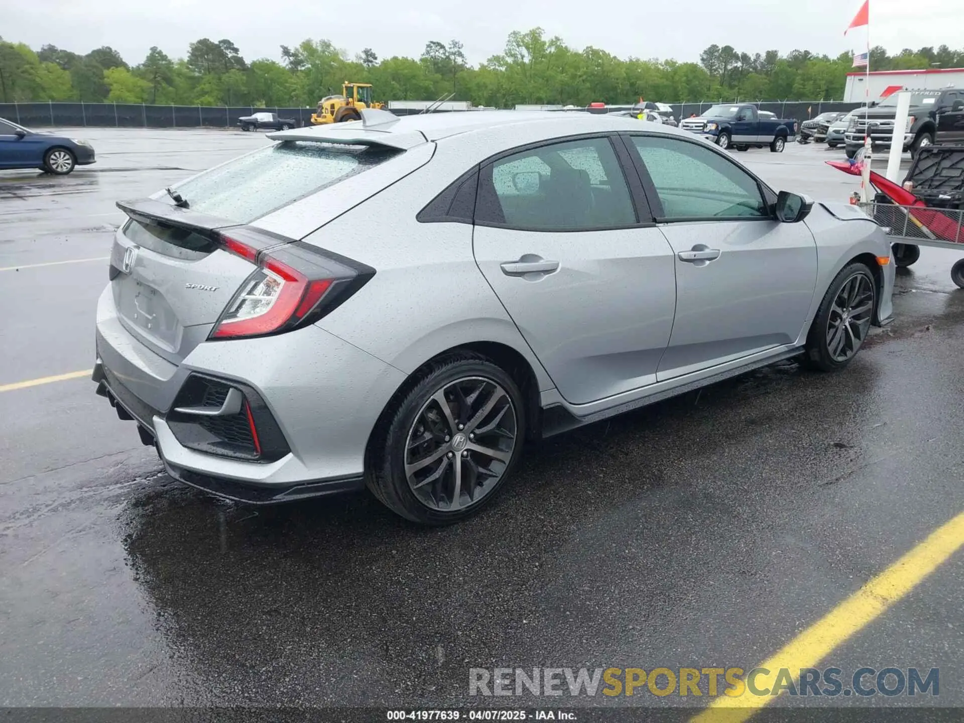 4 Photograph of a damaged car SHHFK7H42MU419753 HONDA CIVIC 2021
