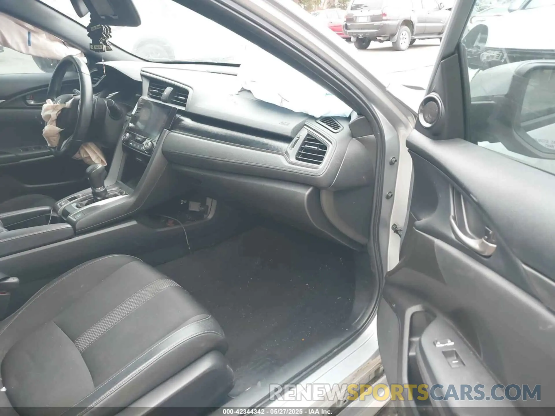5 Photograph of a damaged car SHHFK7H42MU421633 HONDA CIVIC 2021