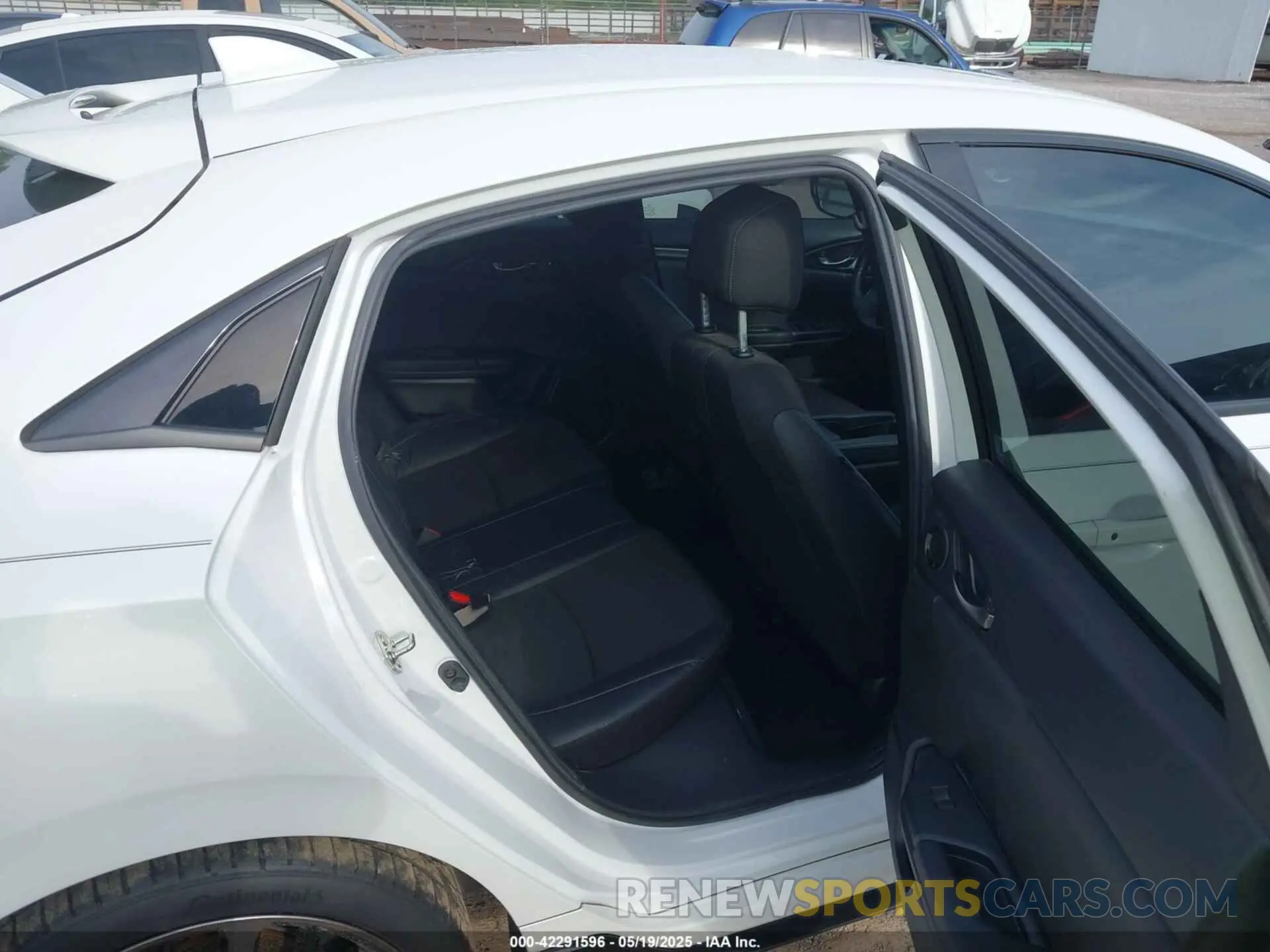 8 Photograph of a damaged car SHHFK7H43MU201367 HONDA CIVIC 2021