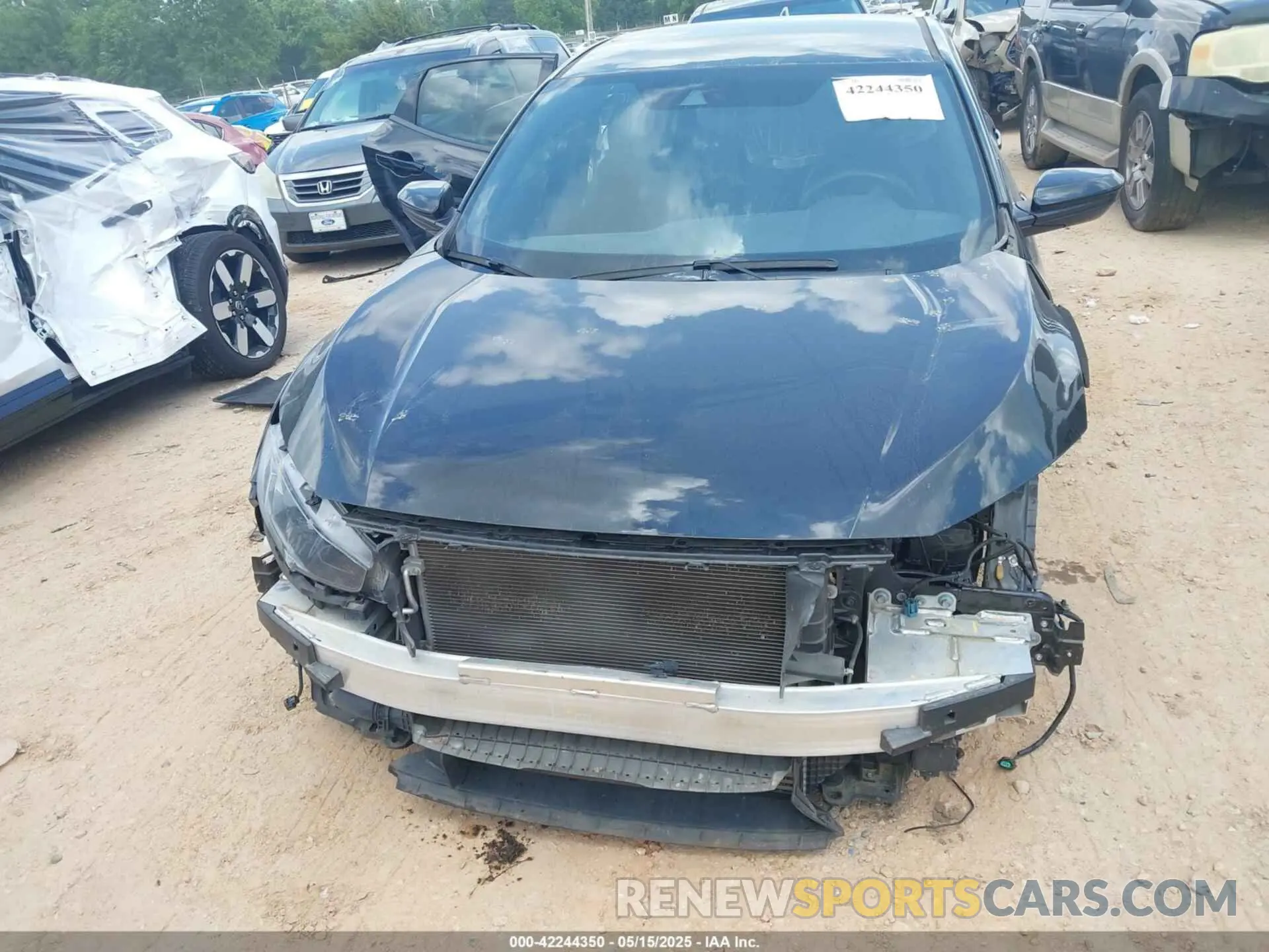 12 Photograph of a damaged car SHHFK7H43MU205225 HONDA CIVIC 2021
