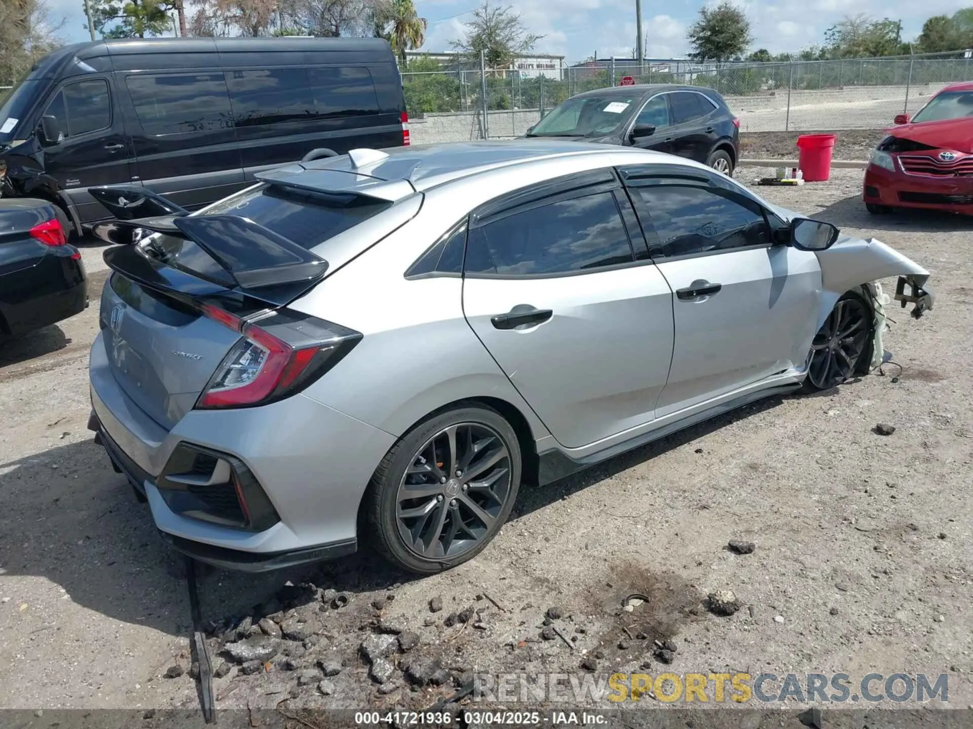 4 Photograph of a damaged car SHHFK7H43MU225961 HONDA CIVIC 2021