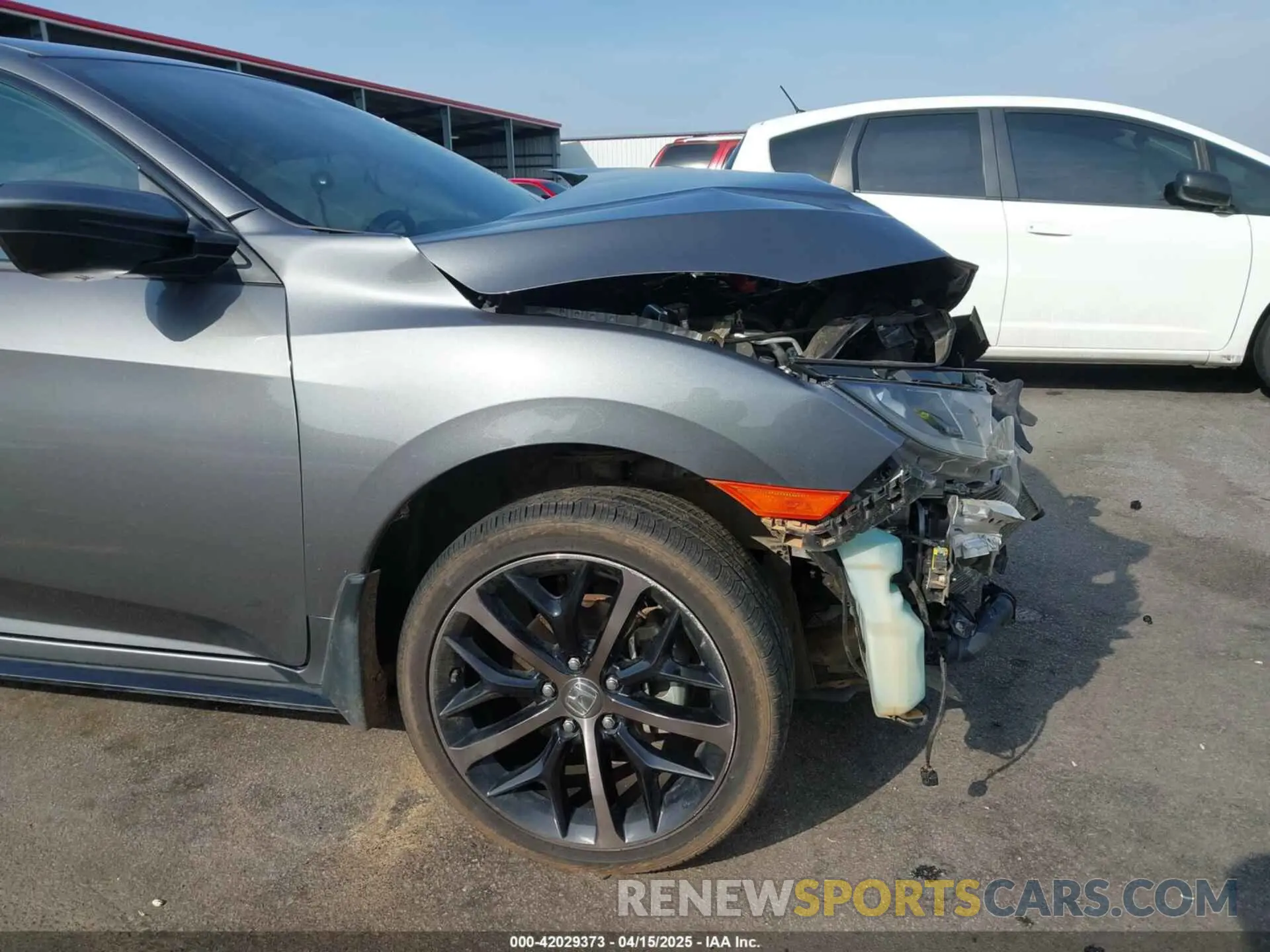 18 Photograph of a damaged car SHHFK7H44MU217741 HONDA CIVIC 2021