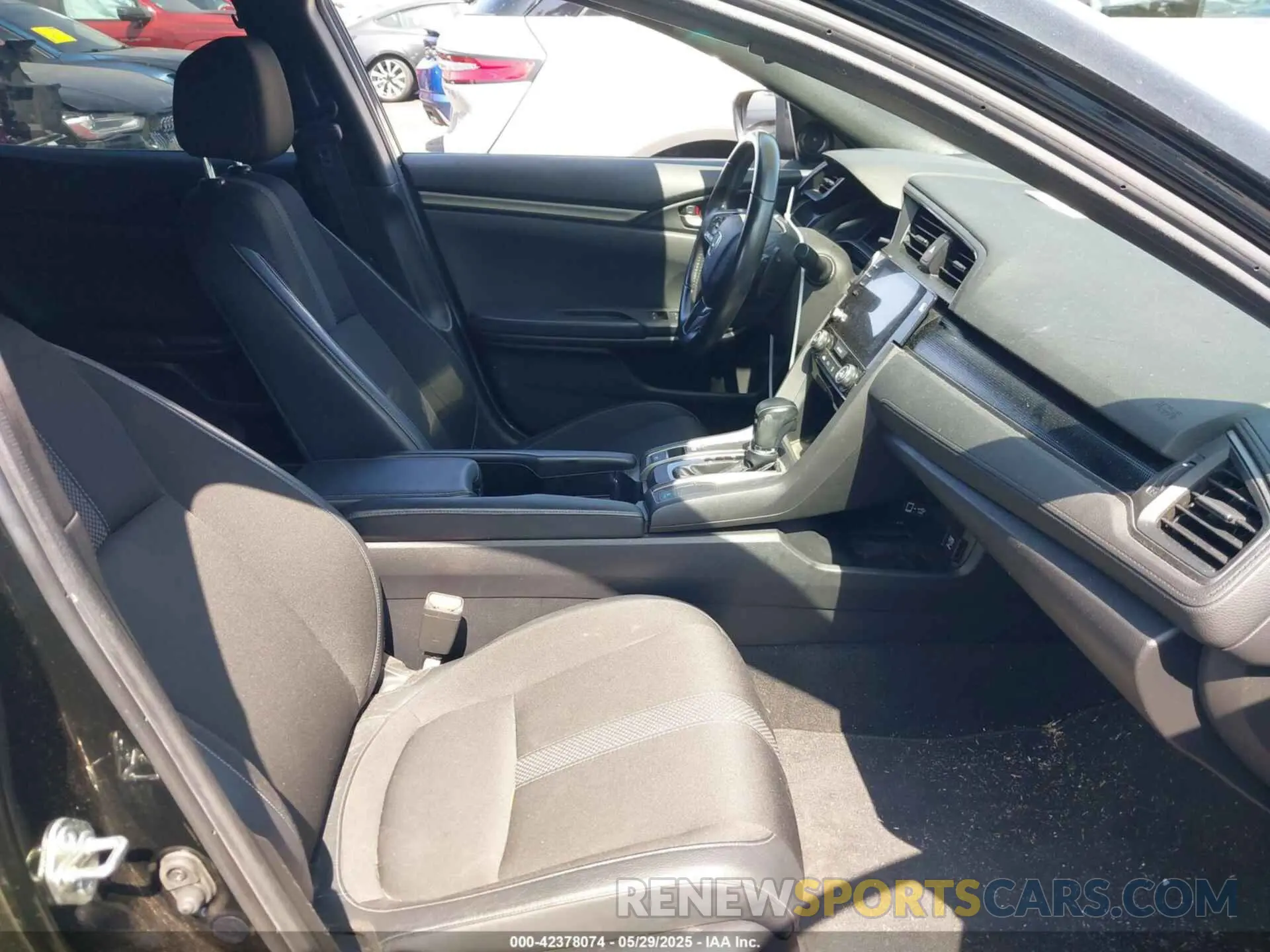 5 Photograph of a damaged car SHHFK7H44MU418913 HONDA CIVIC 2021