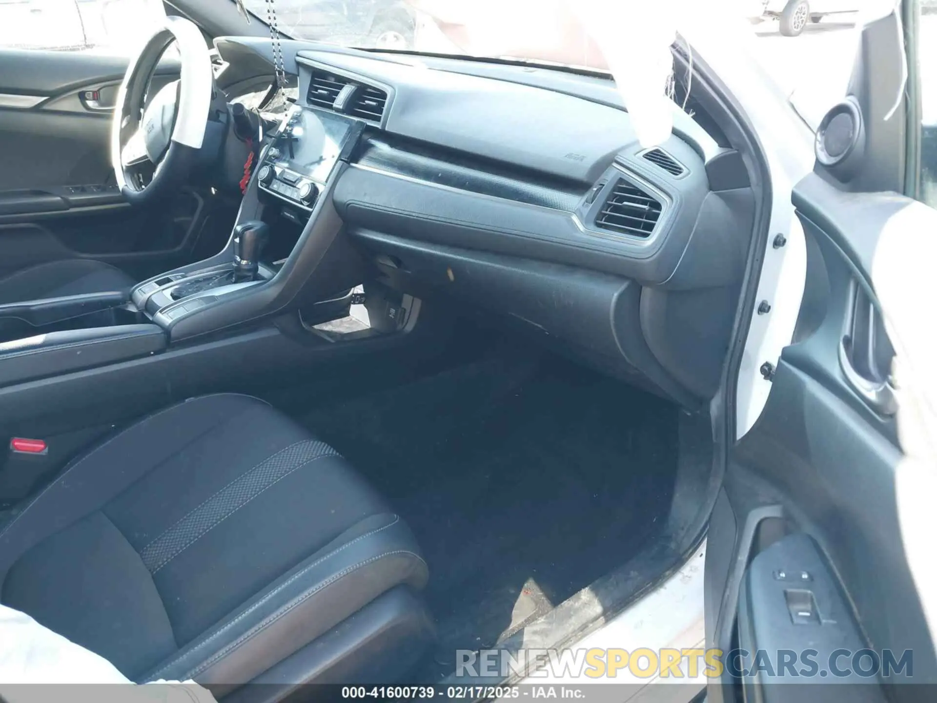 5 Photograph of a damaged car SHHFK7H44MU422976 HONDA CIVIC 2021