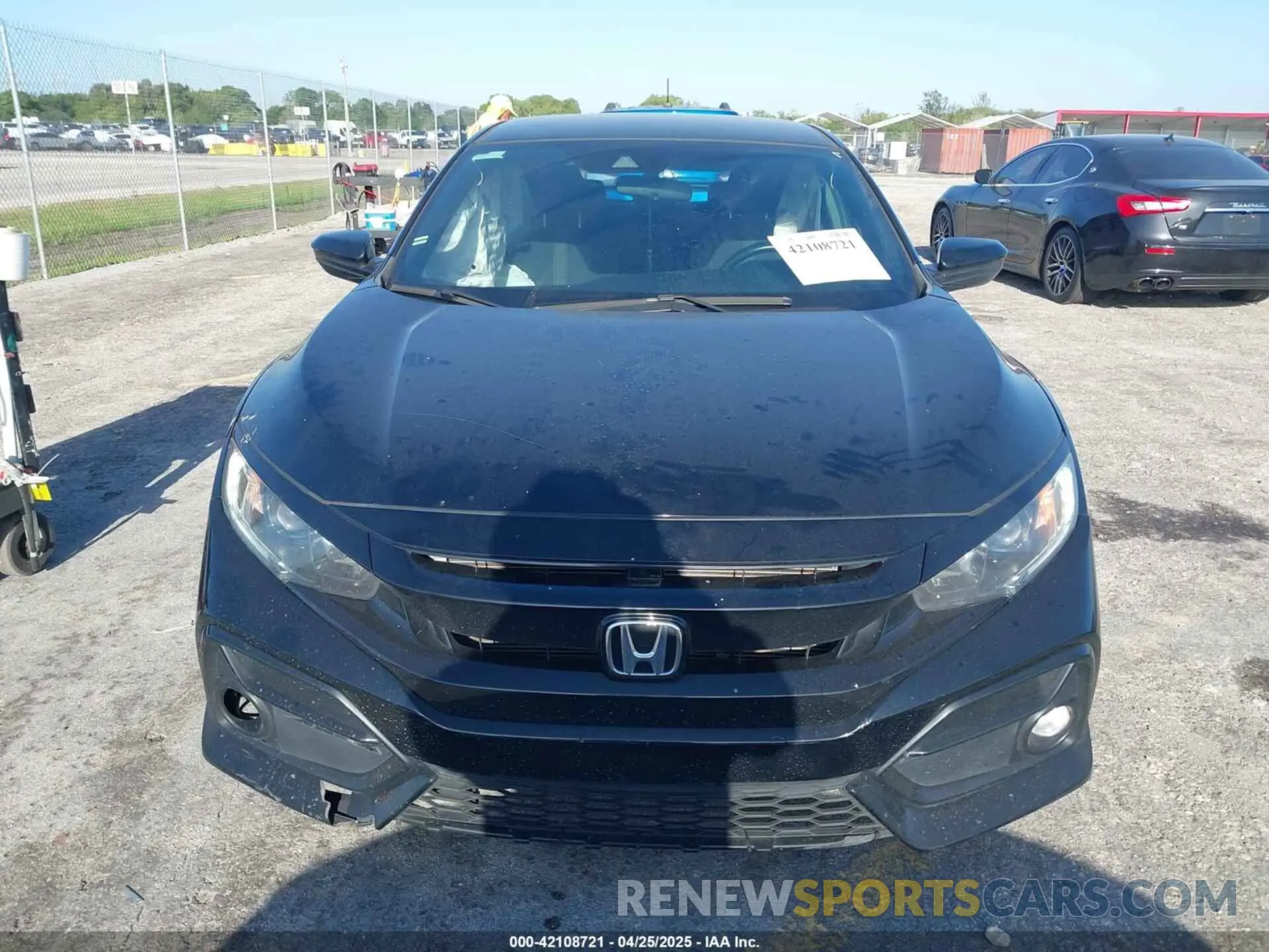 12 Photograph of a damaged car SHHFK7H45MU212810 HONDA CIVIC 2021