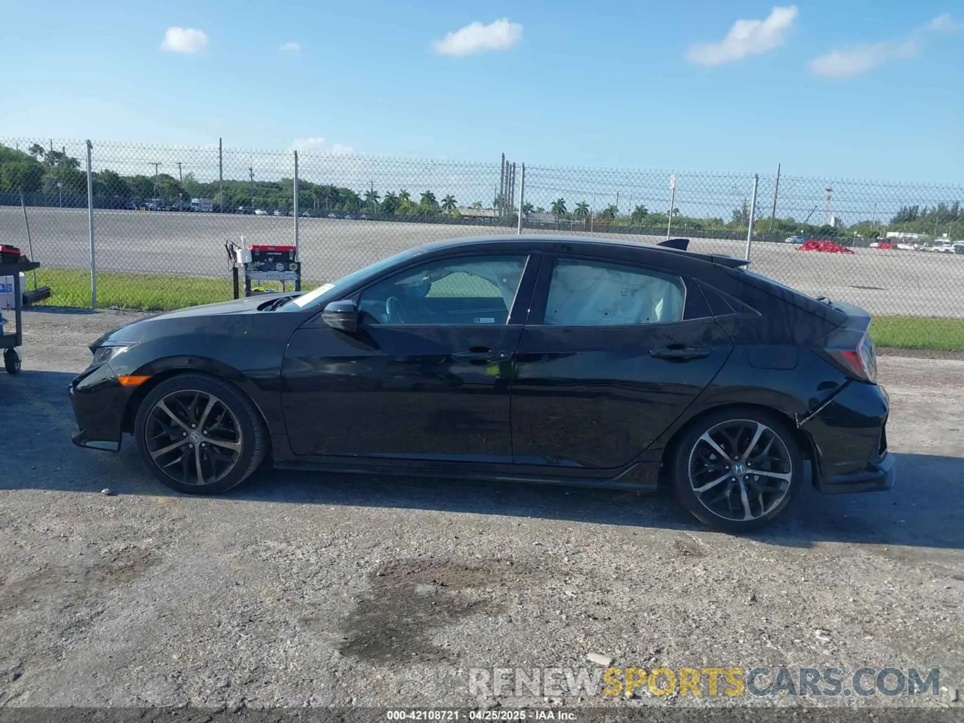 14 Photograph of a damaged car SHHFK7H45MU212810 HONDA CIVIC 2021