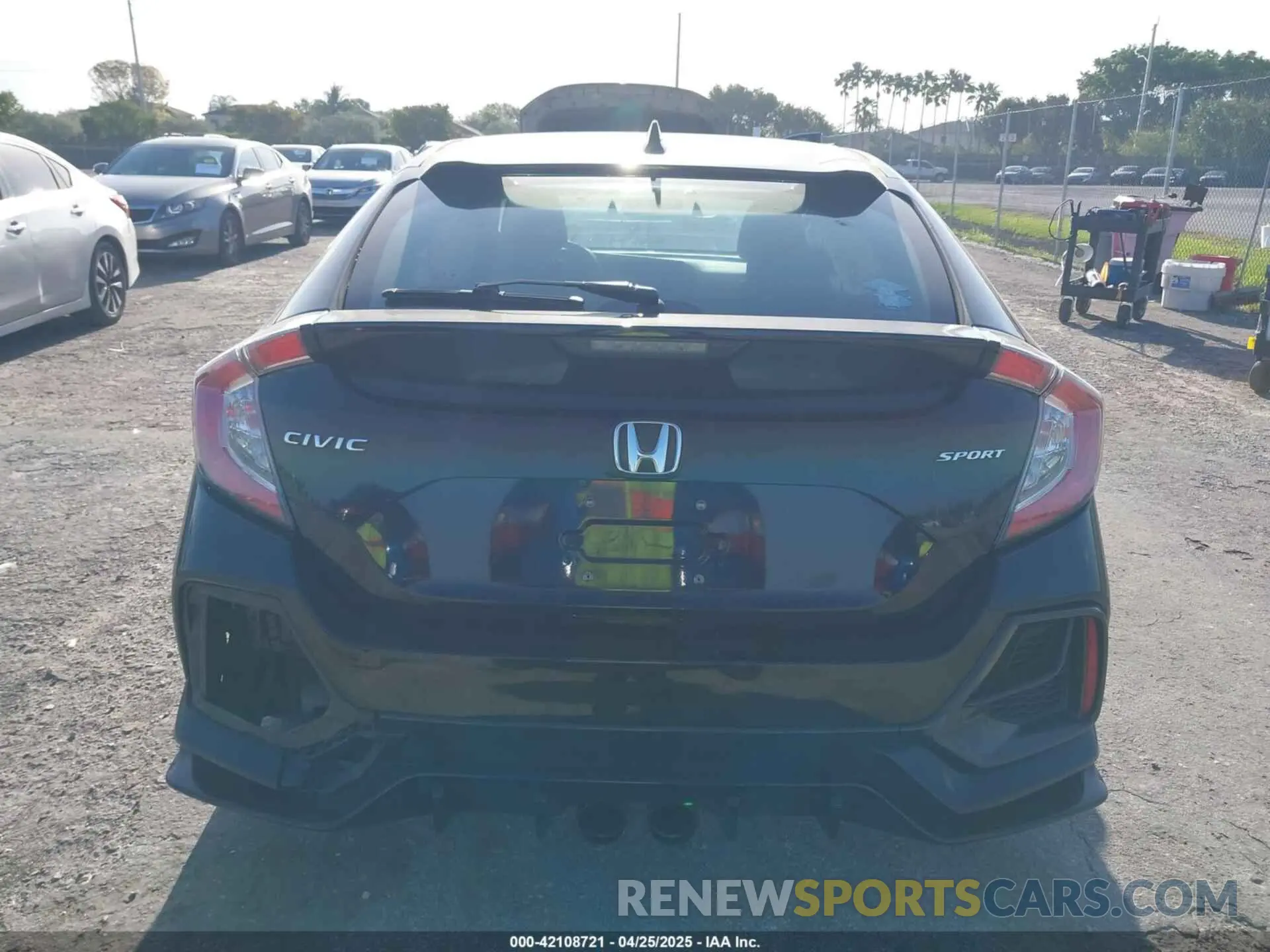 16 Photograph of a damaged car SHHFK7H45MU212810 HONDA CIVIC 2021