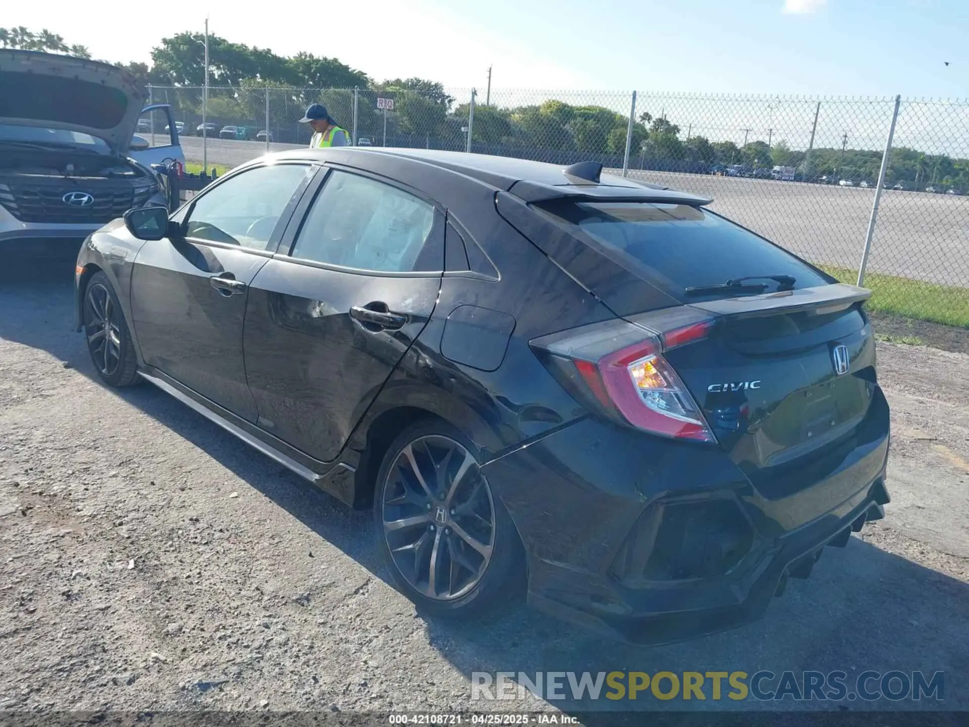 3 Photograph of a damaged car SHHFK7H45MU212810 HONDA CIVIC 2021