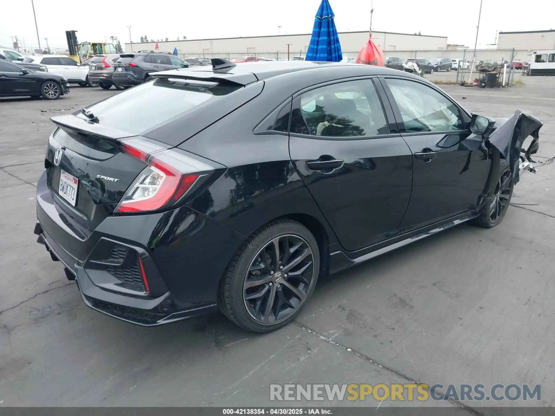 4 Photograph of a damaged car SHHFK7H45MU408813 HONDA CIVIC 2021