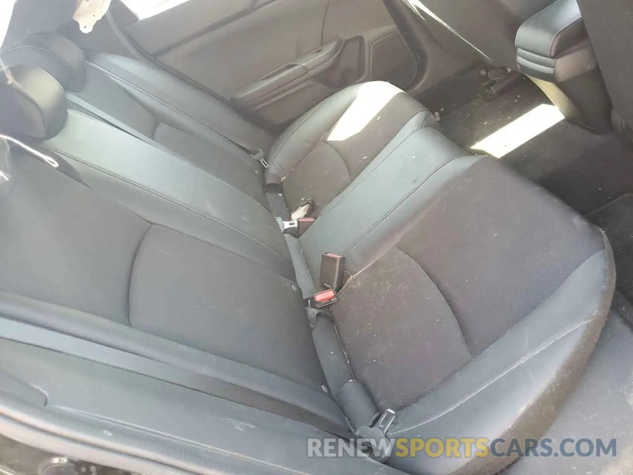 10 Photograph of a damaged car SHHFK7H45MU414353 HONDA CIVIC 2021