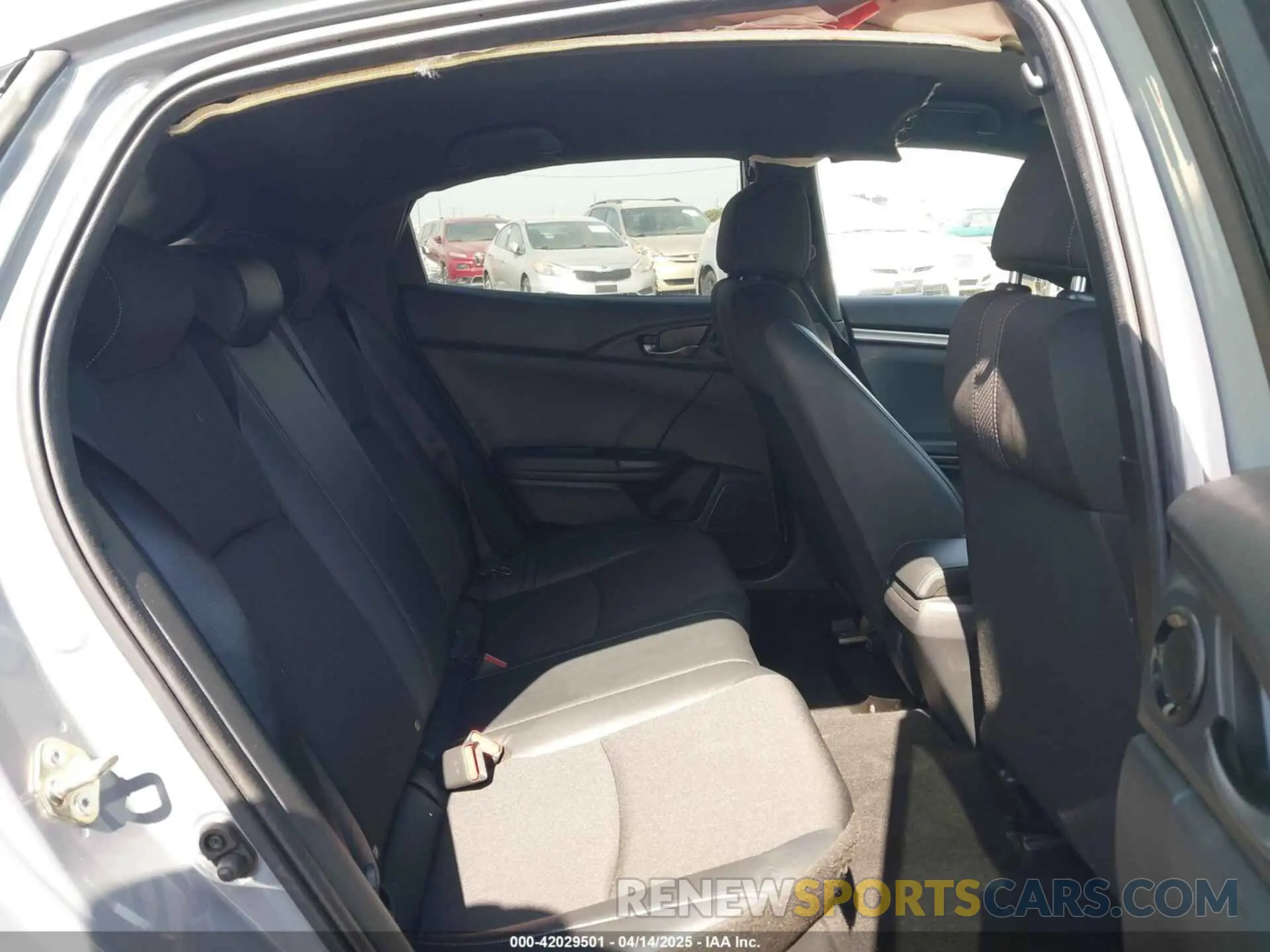 8 Photograph of a damaged car SHHFK7H45MU415261 HONDA CIVIC 2021