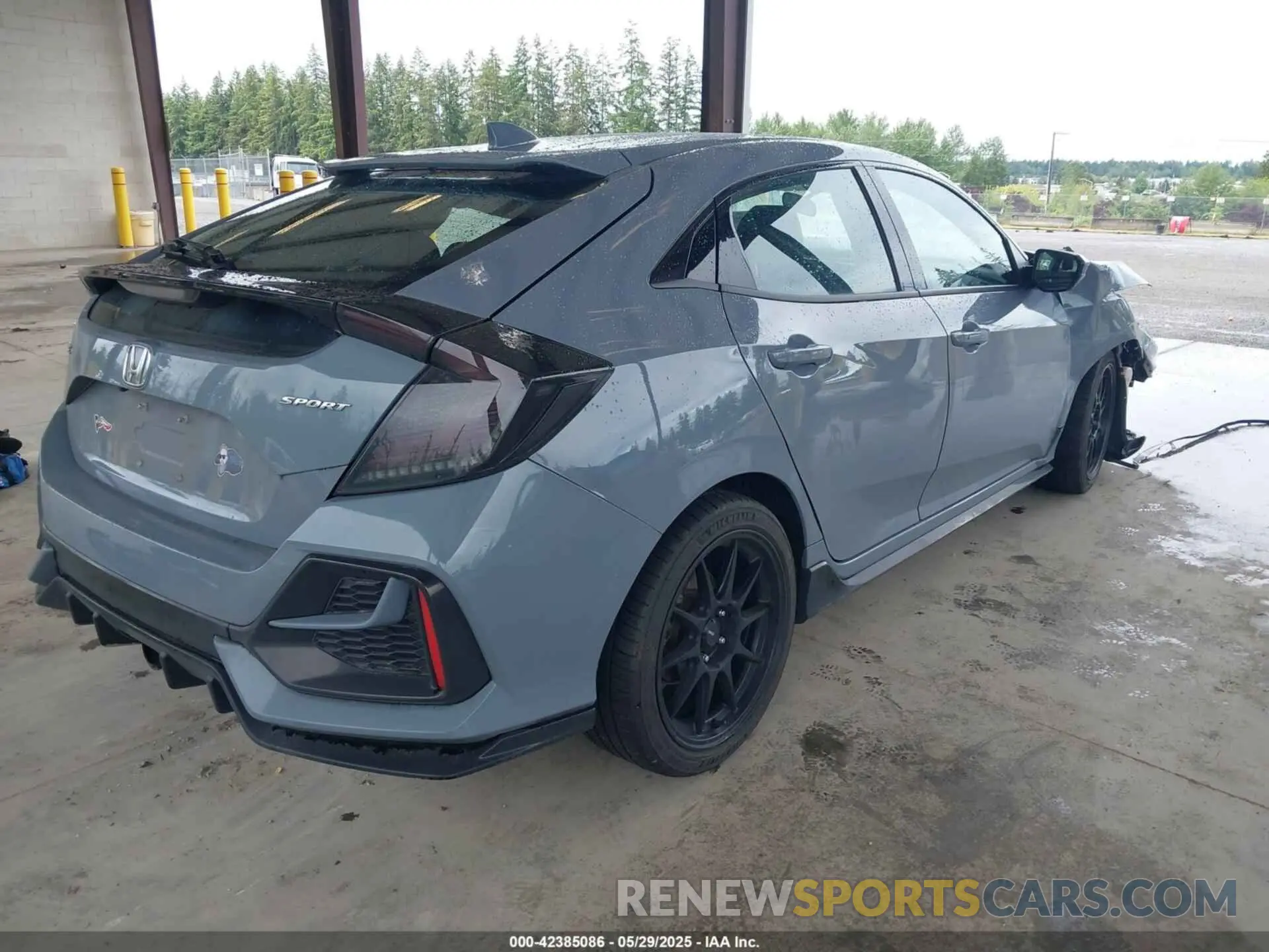 4 Photograph of a damaged car SHHFK7H46MU218048 HONDA CIVIC 2021