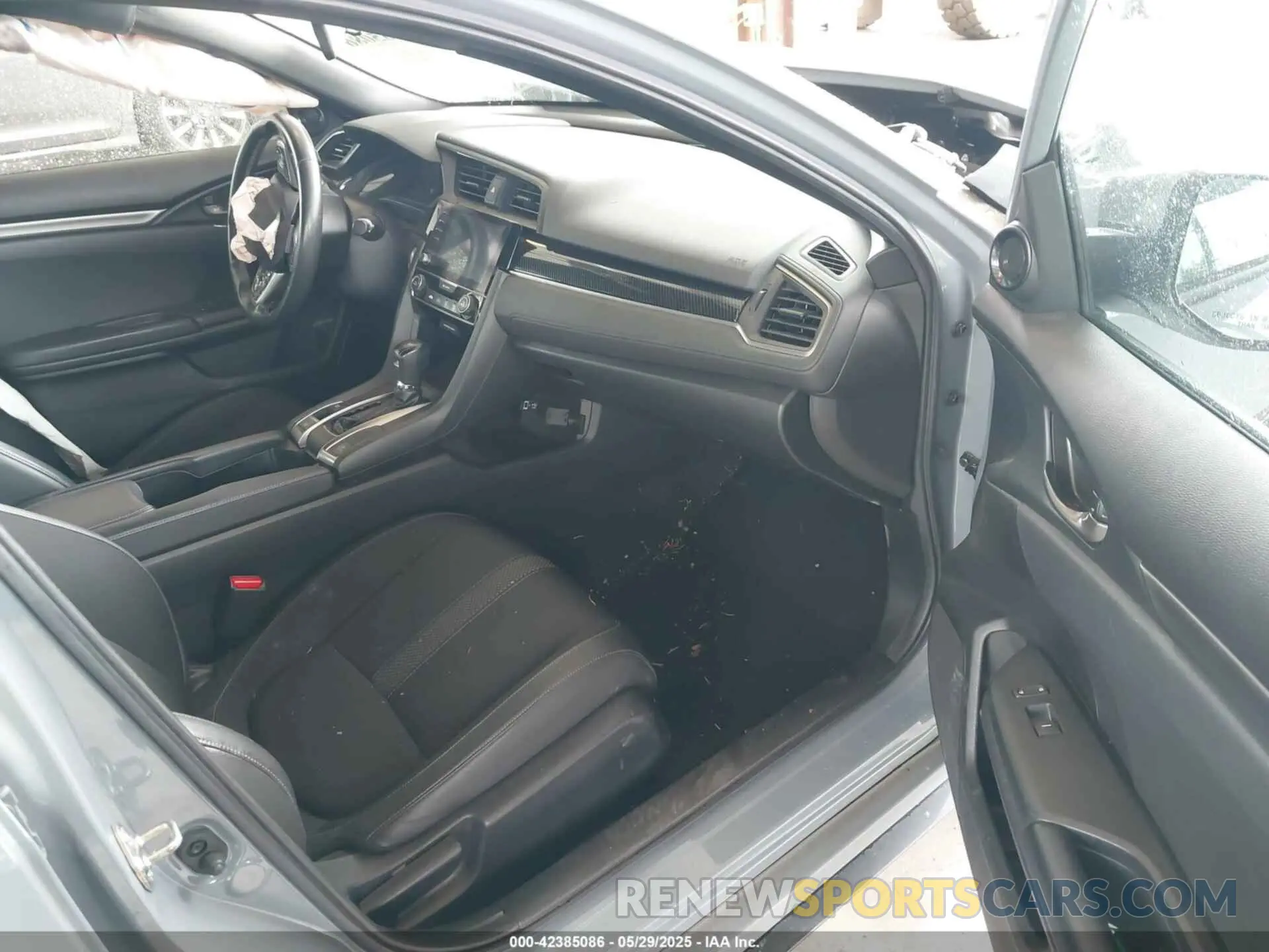 5 Photograph of a damaged car SHHFK7H46MU218048 HONDA CIVIC 2021